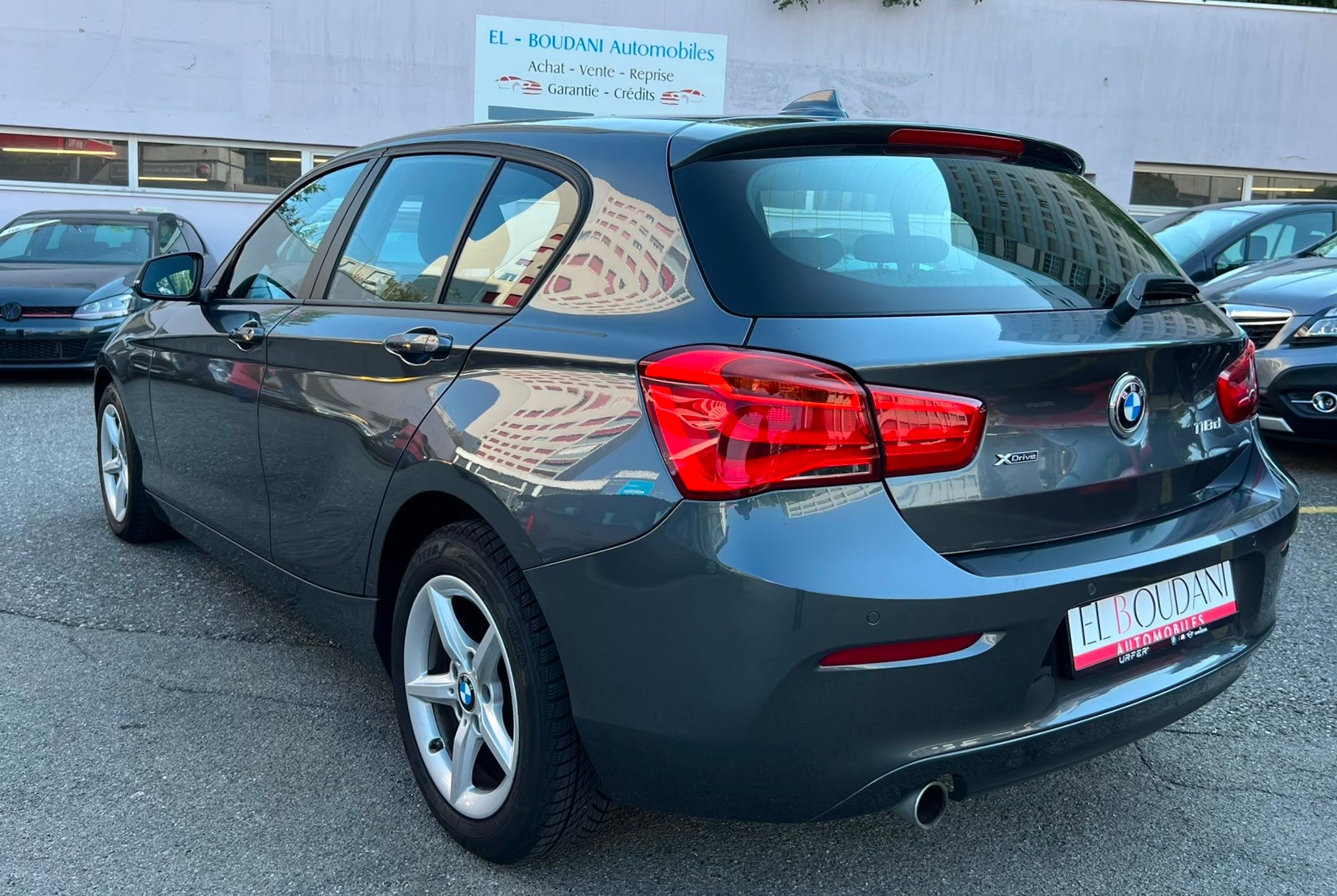 BMW 118d xDrive-image-3