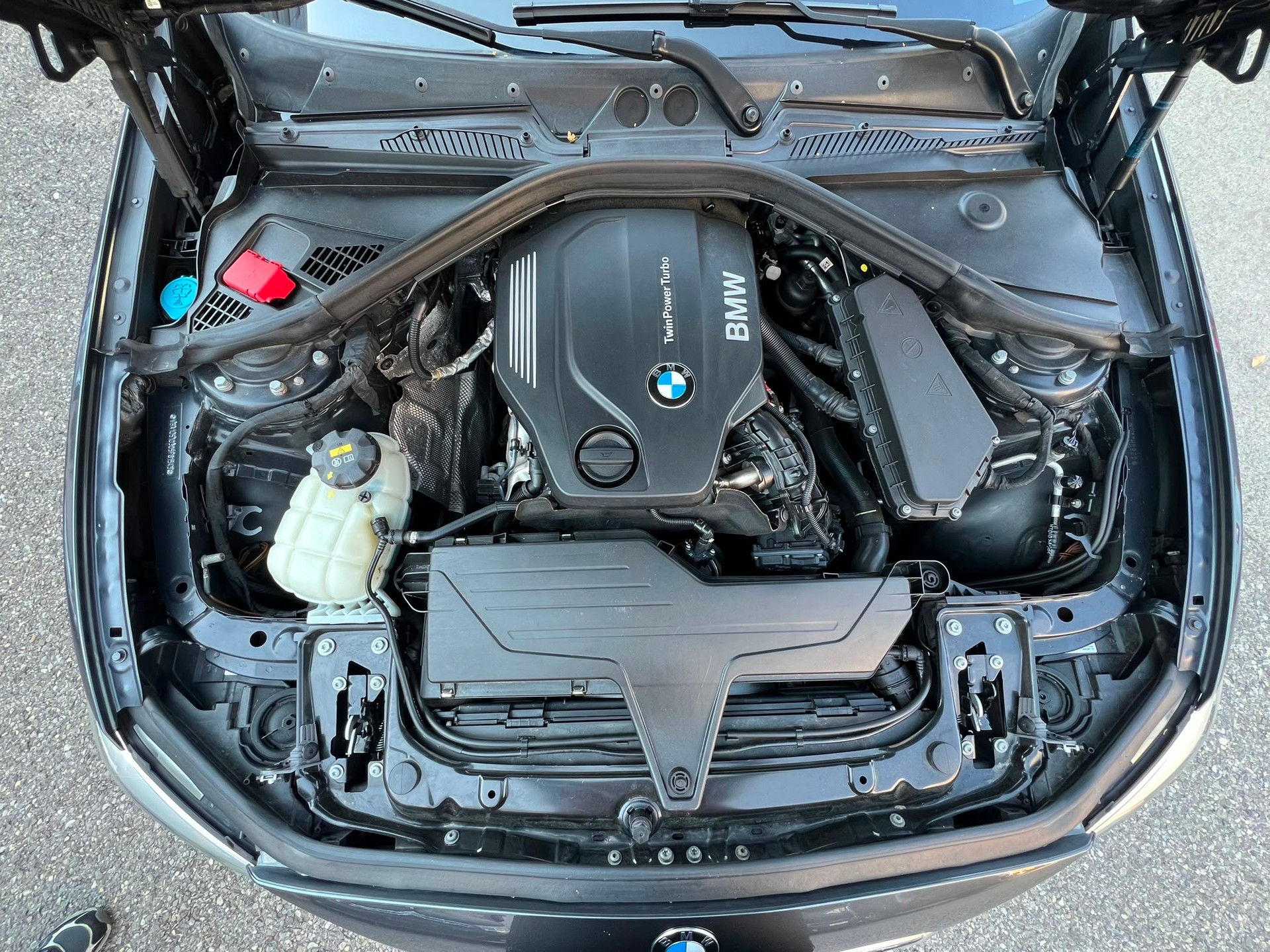 BMW 118d xDrive-image-15