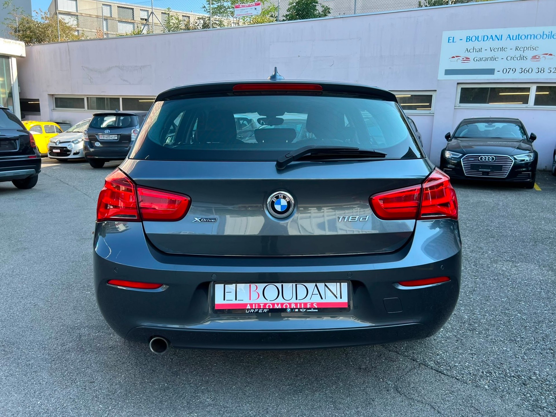 BMW 118d xDrive-image-4