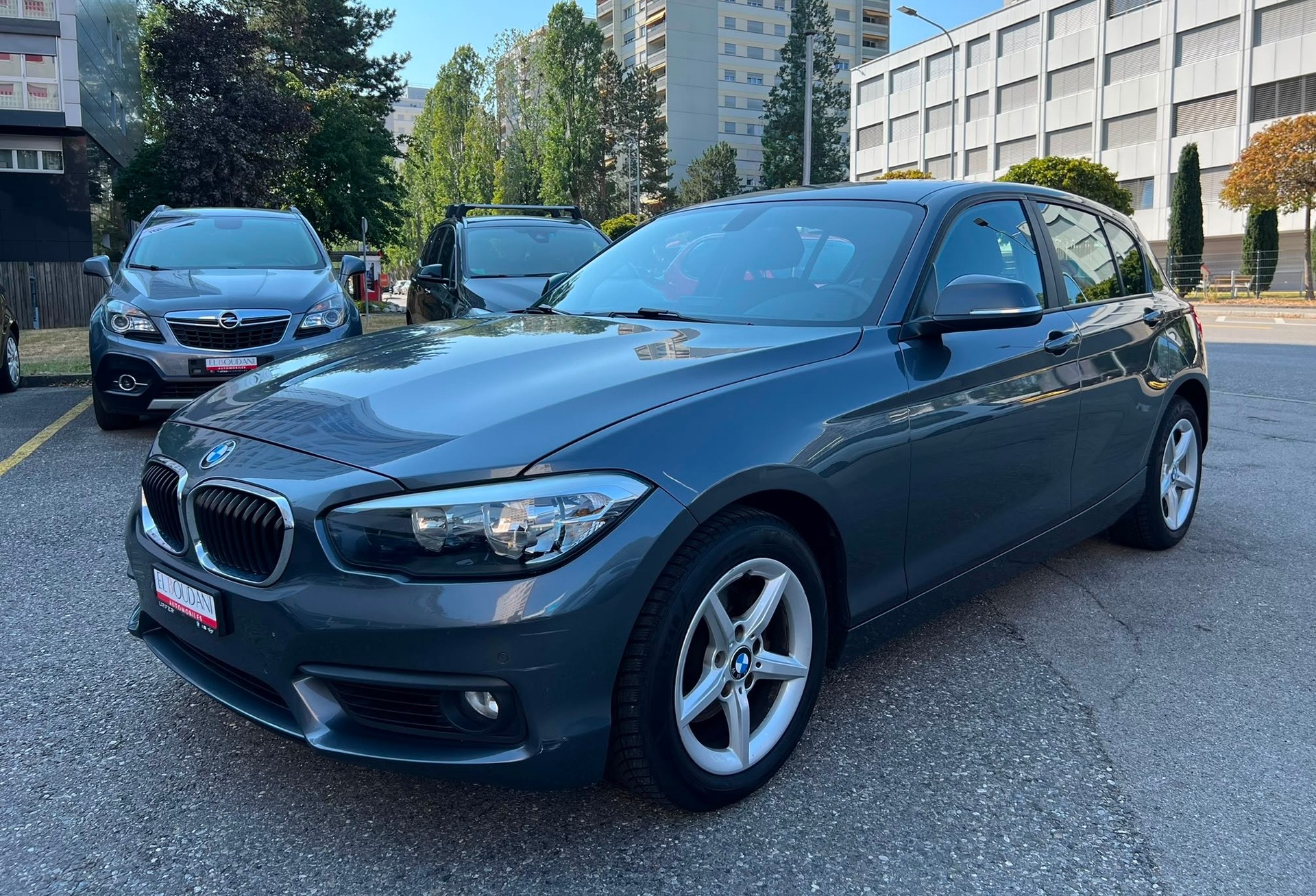 BMW 118d xDrive-image-0