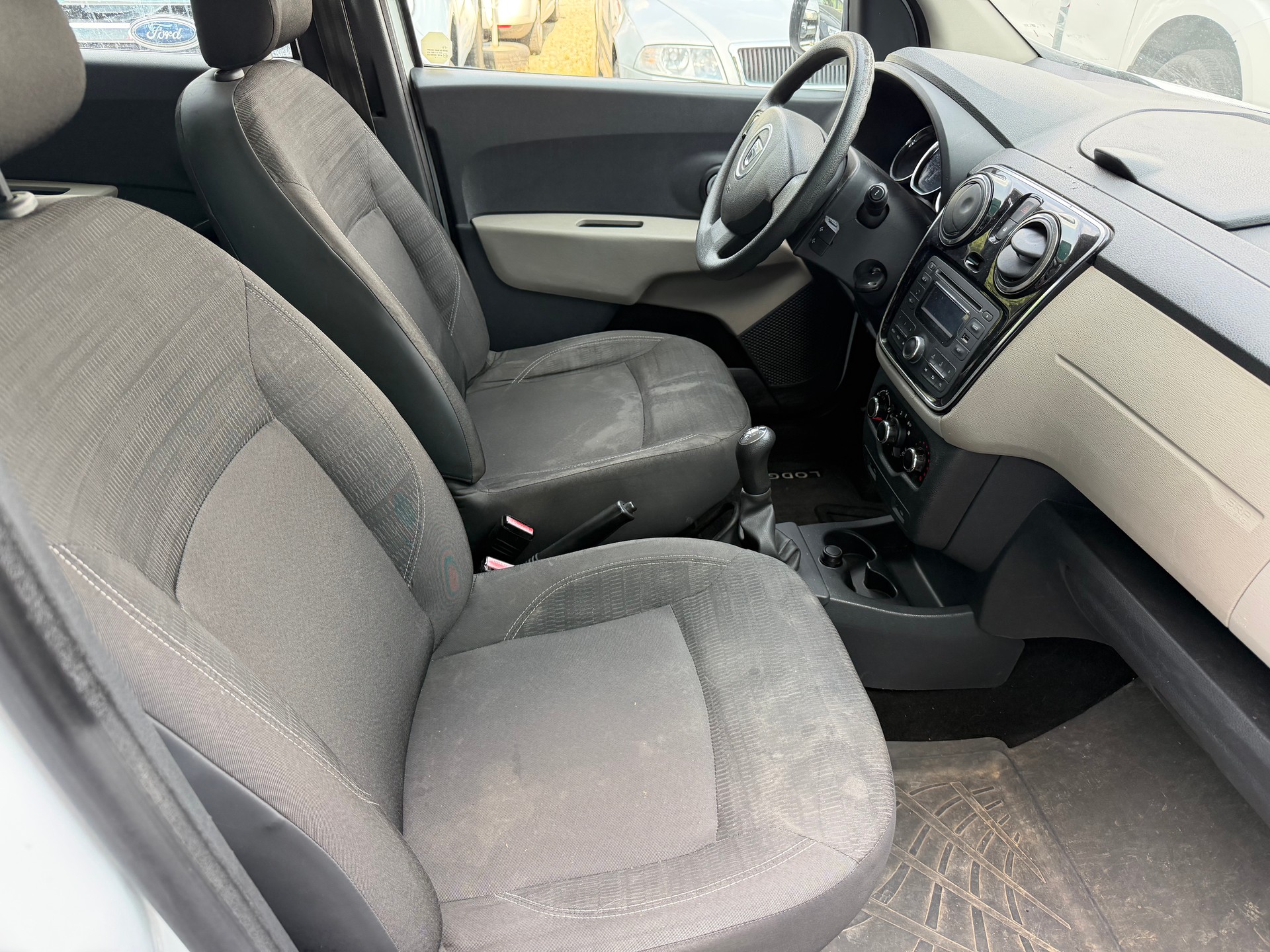 DACIA Lodgy 1.5 dCi Ambiance-image-8