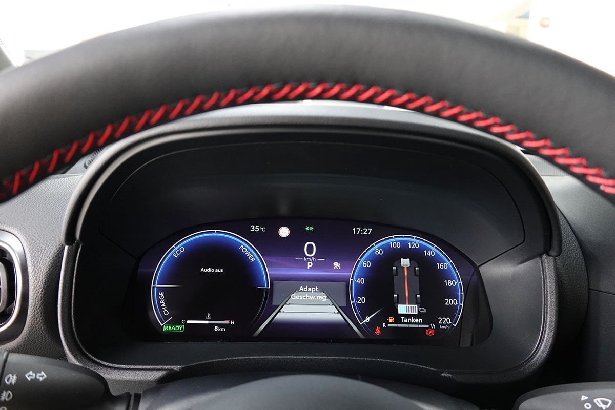 TOYOTA Yaris 1.5 GR Sport e-CVT Panoramaglasdach, JBL, Head-Up Display-image-15