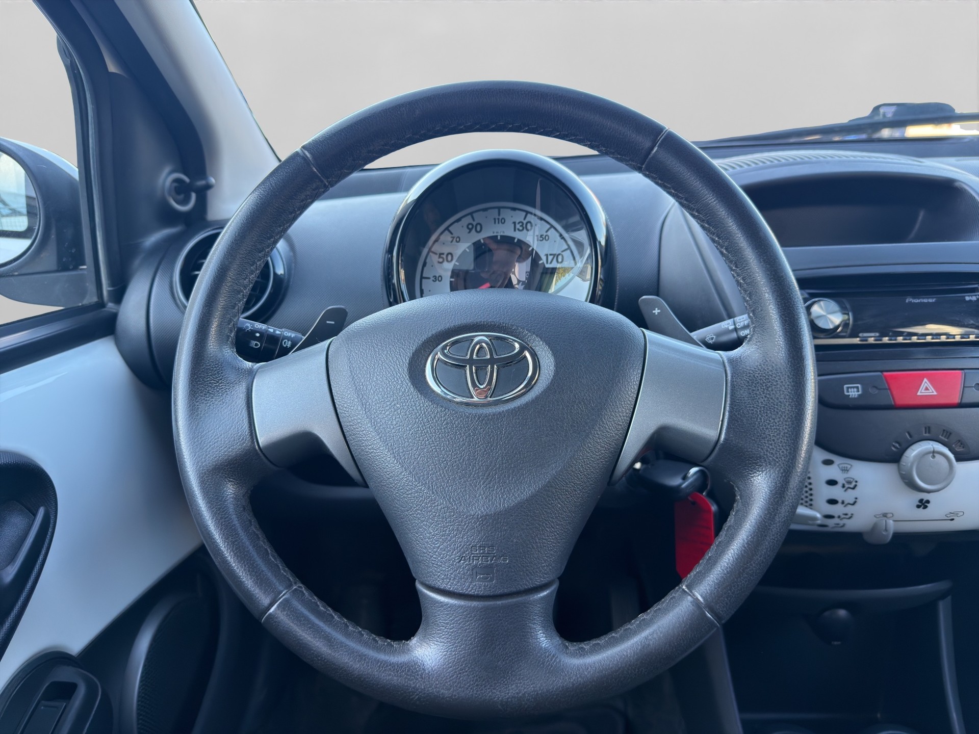 TOYOTA Aygo 1.0 VVT-i Luna Multimode-image-9