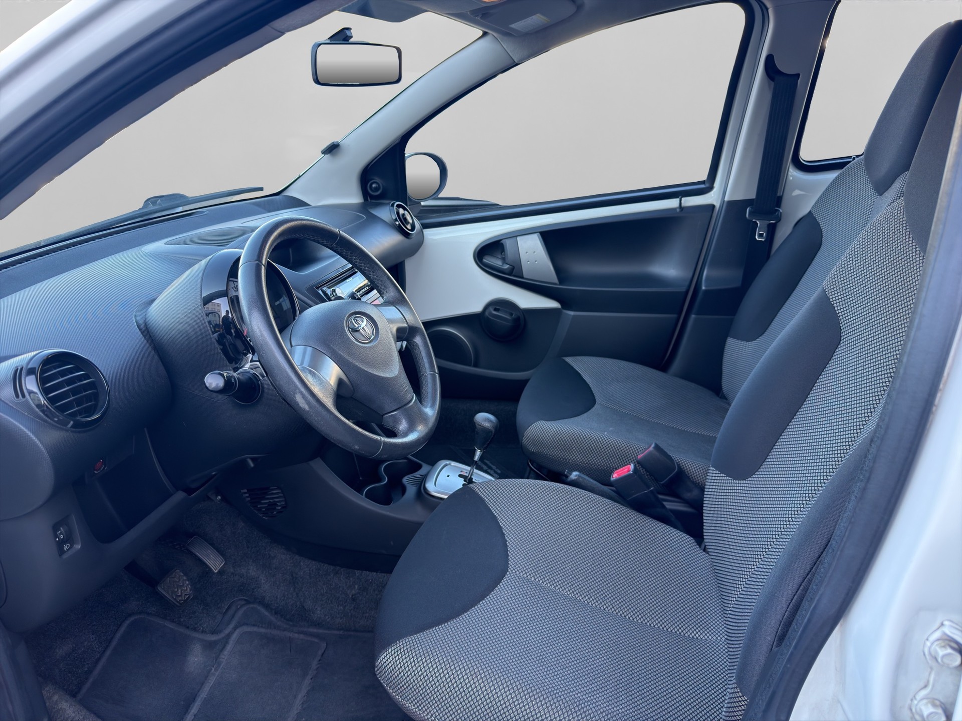 TOYOTA Aygo 1.0 VVT-i Luna Multimode-image-8
