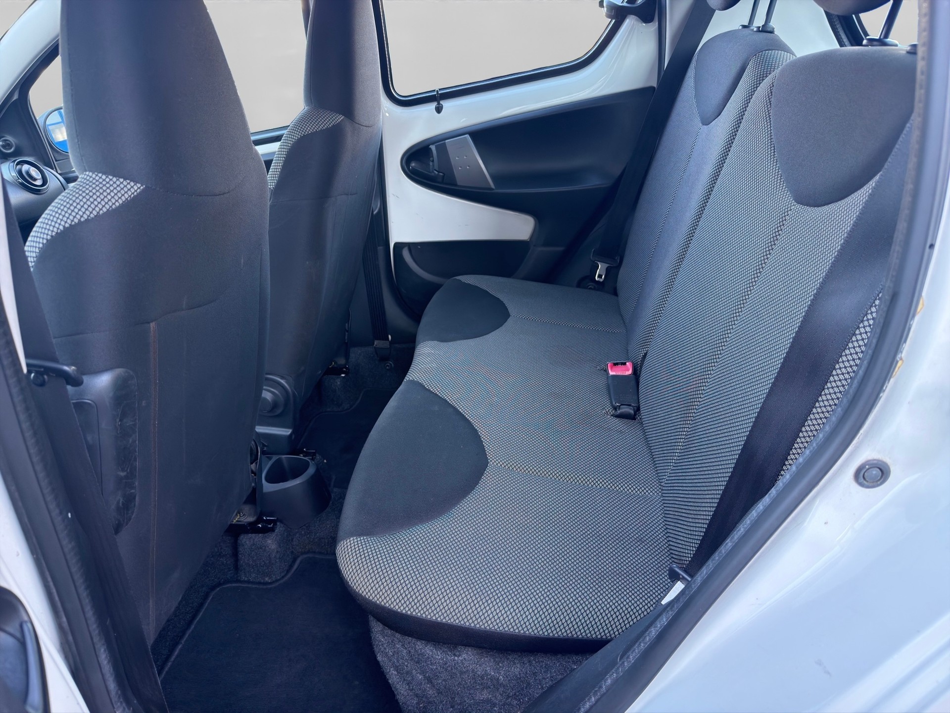 TOYOTA Aygo 1.0 VVT-i Luna Multimode-image-11