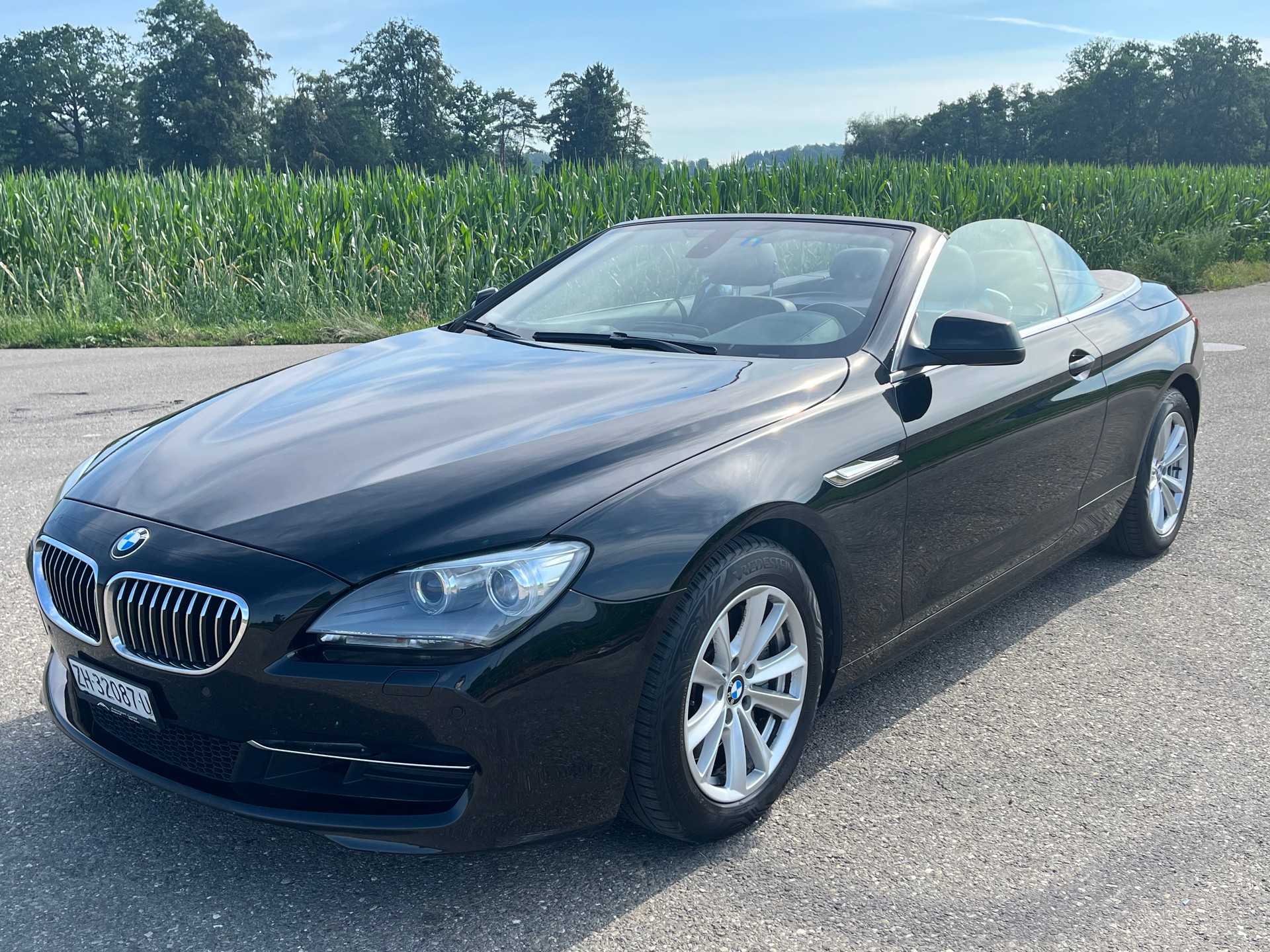 BMW 640i Cabrio-image-2