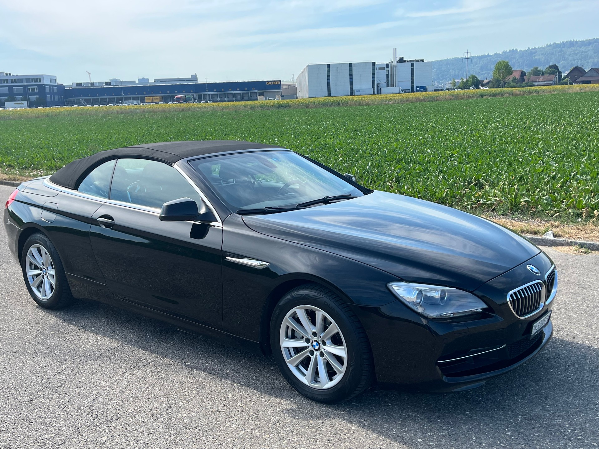 BMW 640i Cabrio-image-10