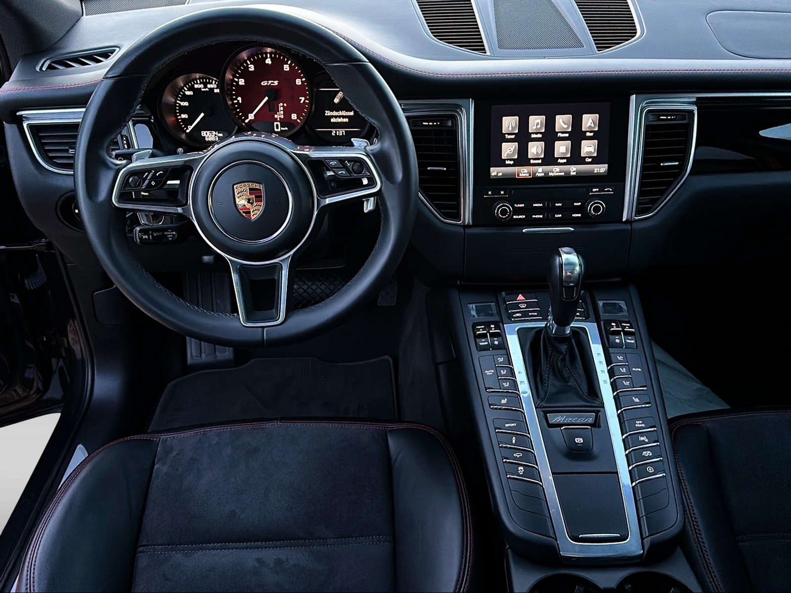 PORSCHE Macan GTS PDK-image-11