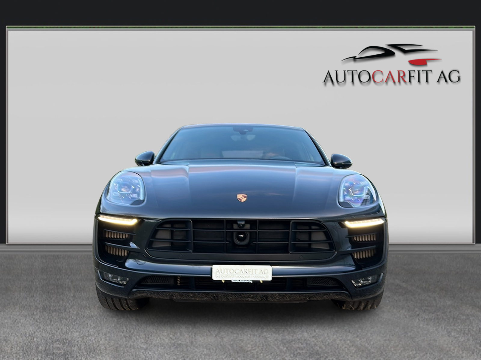 PORSCHE Macan GTS PDK-image-1