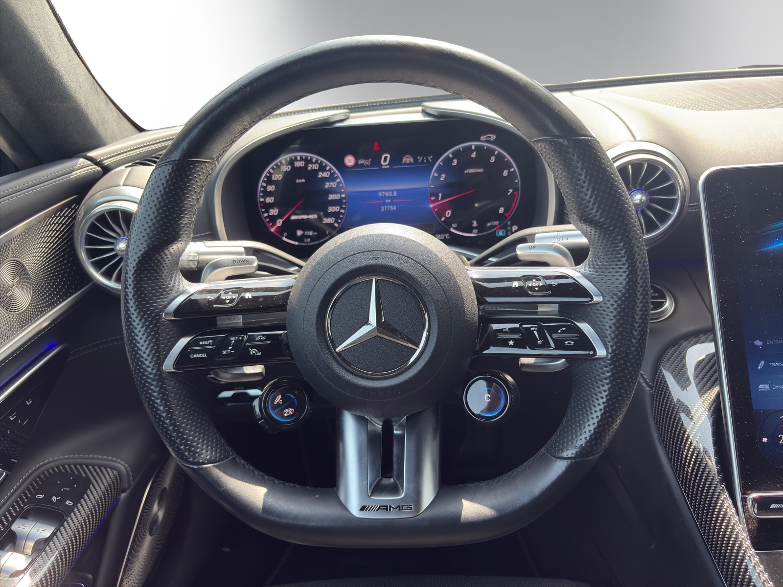 MERCEDES-BENZ AMG SL 63 4M Speedshift MCT-image-13