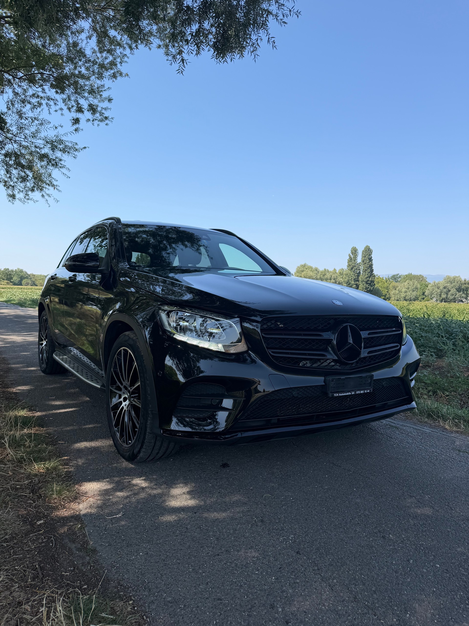 MERCEDES-BENZ GLC 250 AMG Line 4Matic 9G-Tronic-image-0