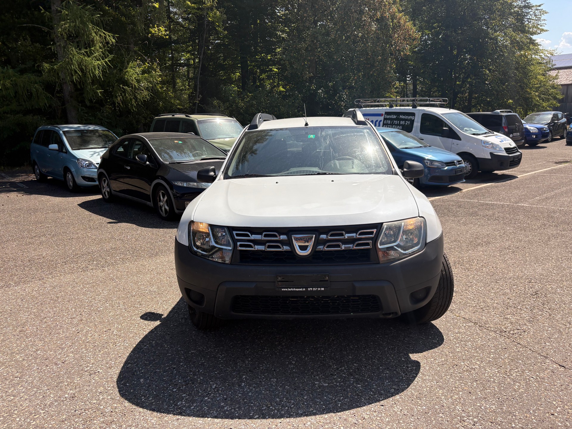 DACIA Duster 1.6 Lauréate 4x4-image-1