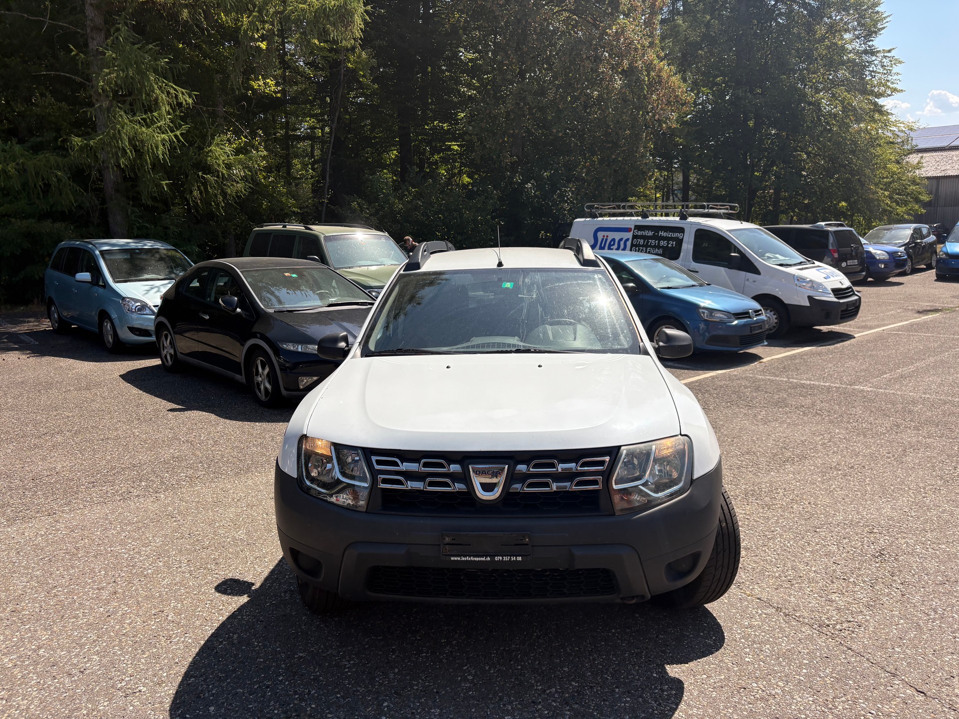 DACIA Duster 1.6 Lauréate 4x4-image-0