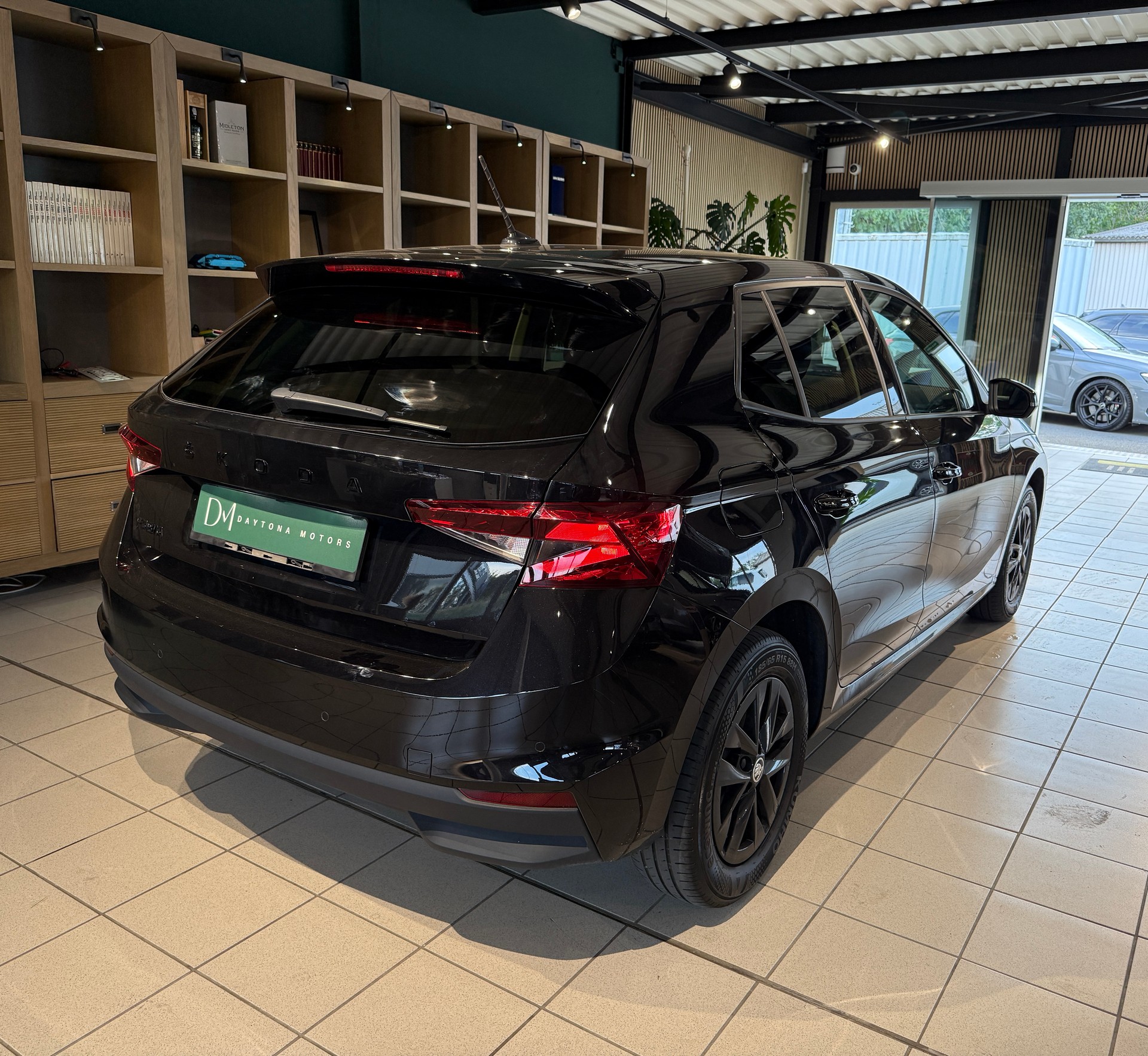 SKODA Fabia 1.0 TSI Ambition-showroom-element-2
