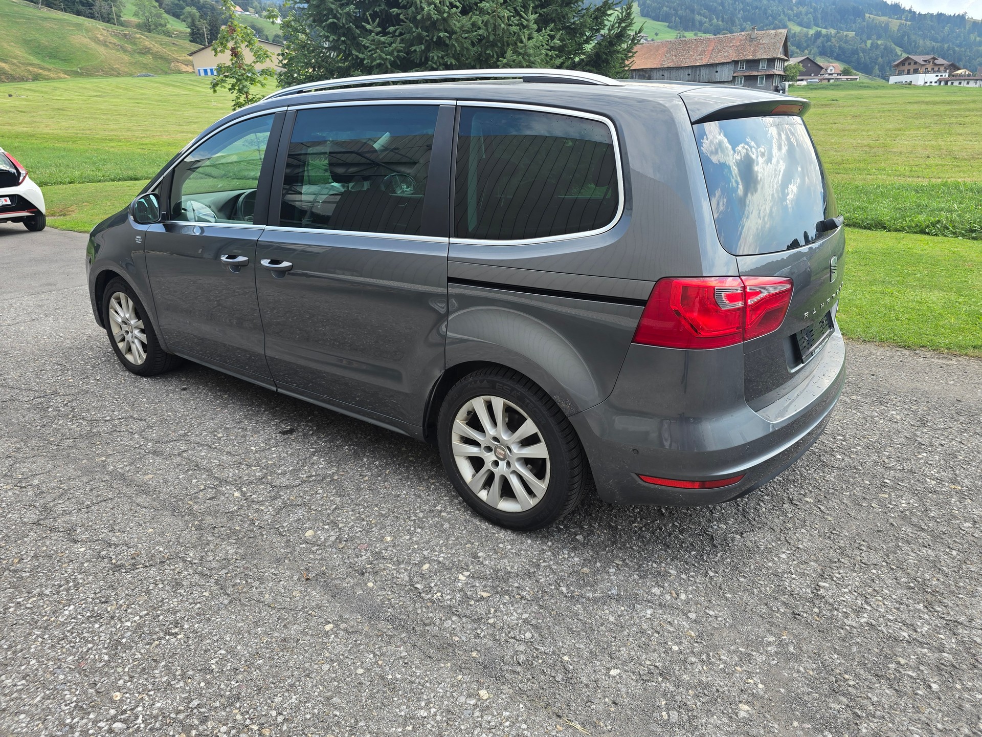 SEAT Alhambra 2.0 TDI Style 4x4-image-4