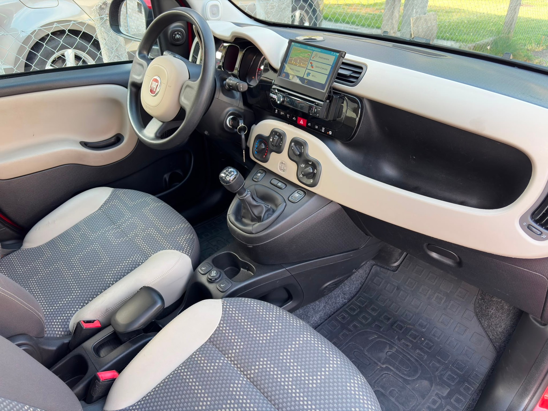 FIAT Panda 1.3 MJ Climbing 4x4-image-7