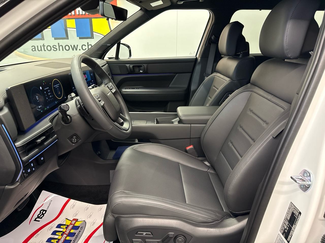 HYUNDAI Santa Fe 1.6 T-GDi PHEV Calligraphy 4WD Automatic-showroom-element-3