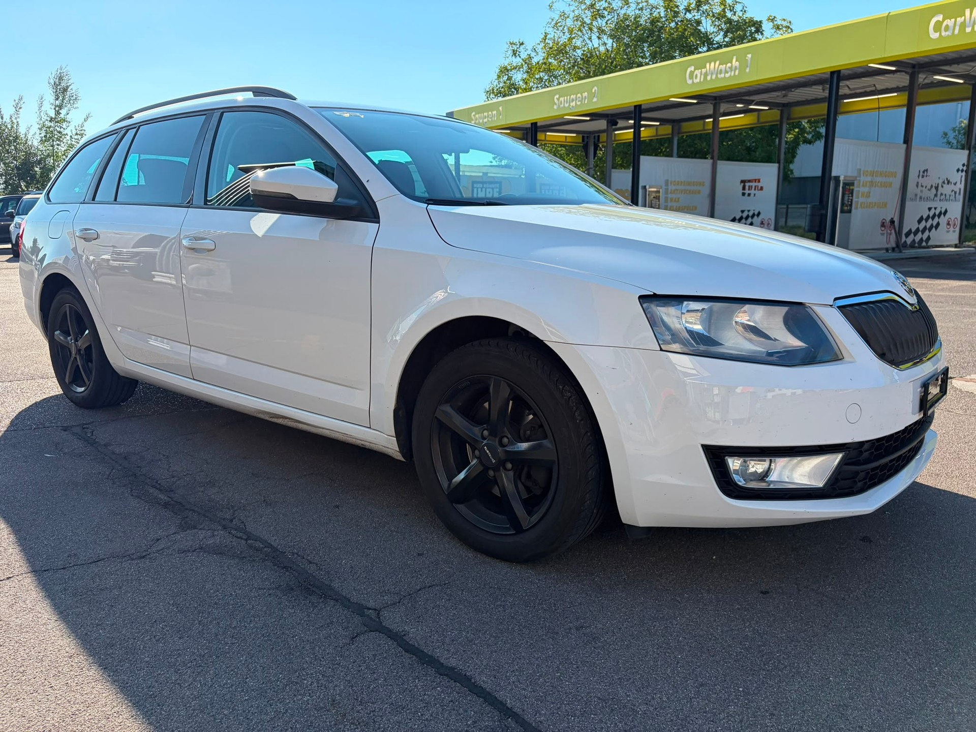 SKODA Octavia Combi 2.0 TDI Ambition 4x4-image-2