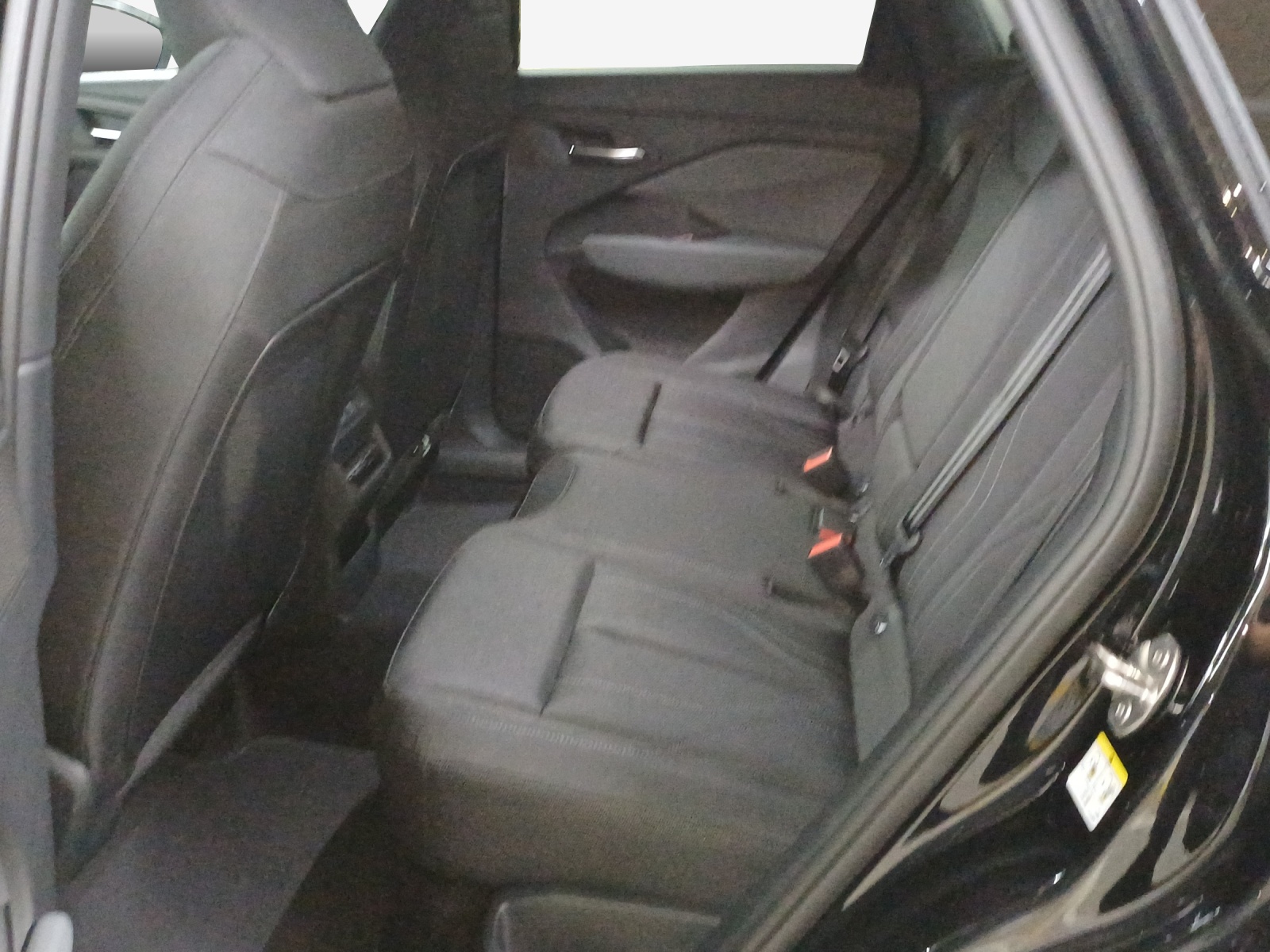 AUDI Q3 SUV TFSI quattro 150 kW S tronic-image-11