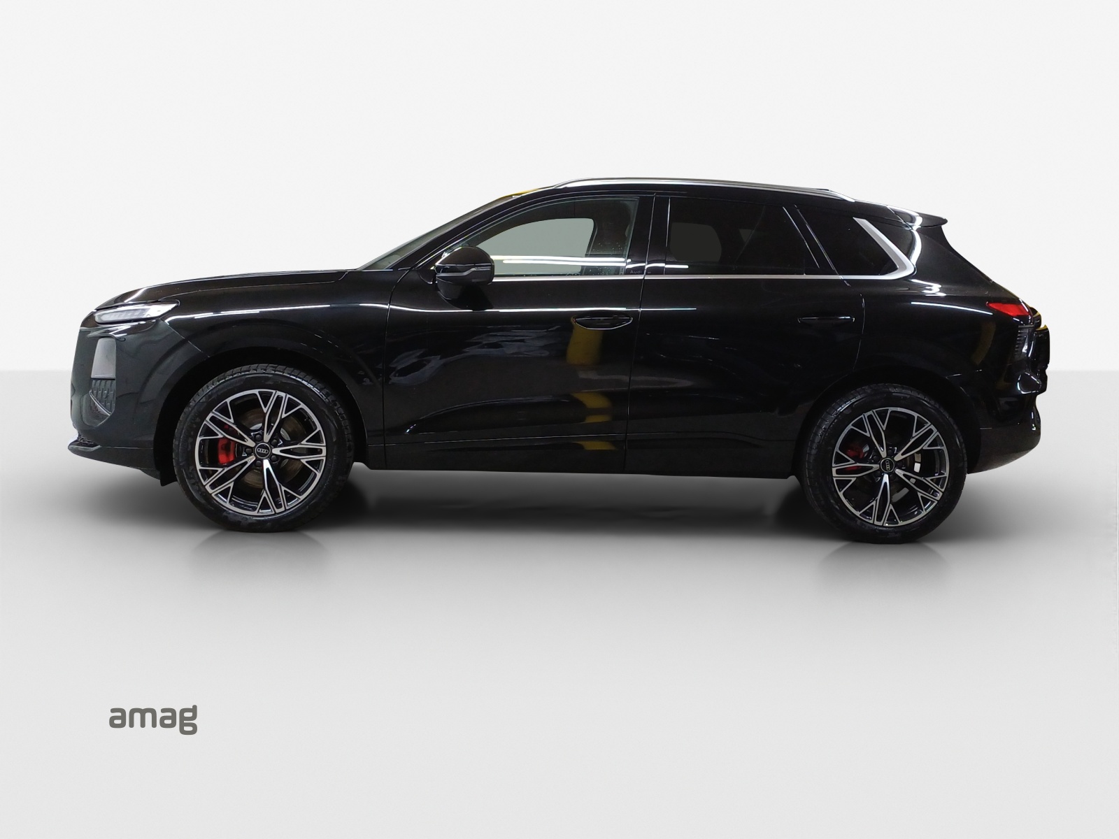 AUDI Q3 SUV TFSI quattro 150 kW S tronic-image-1