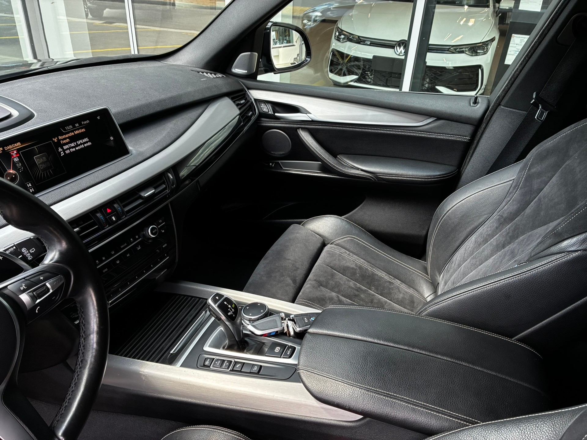 BMW xDrive40d-image-7
