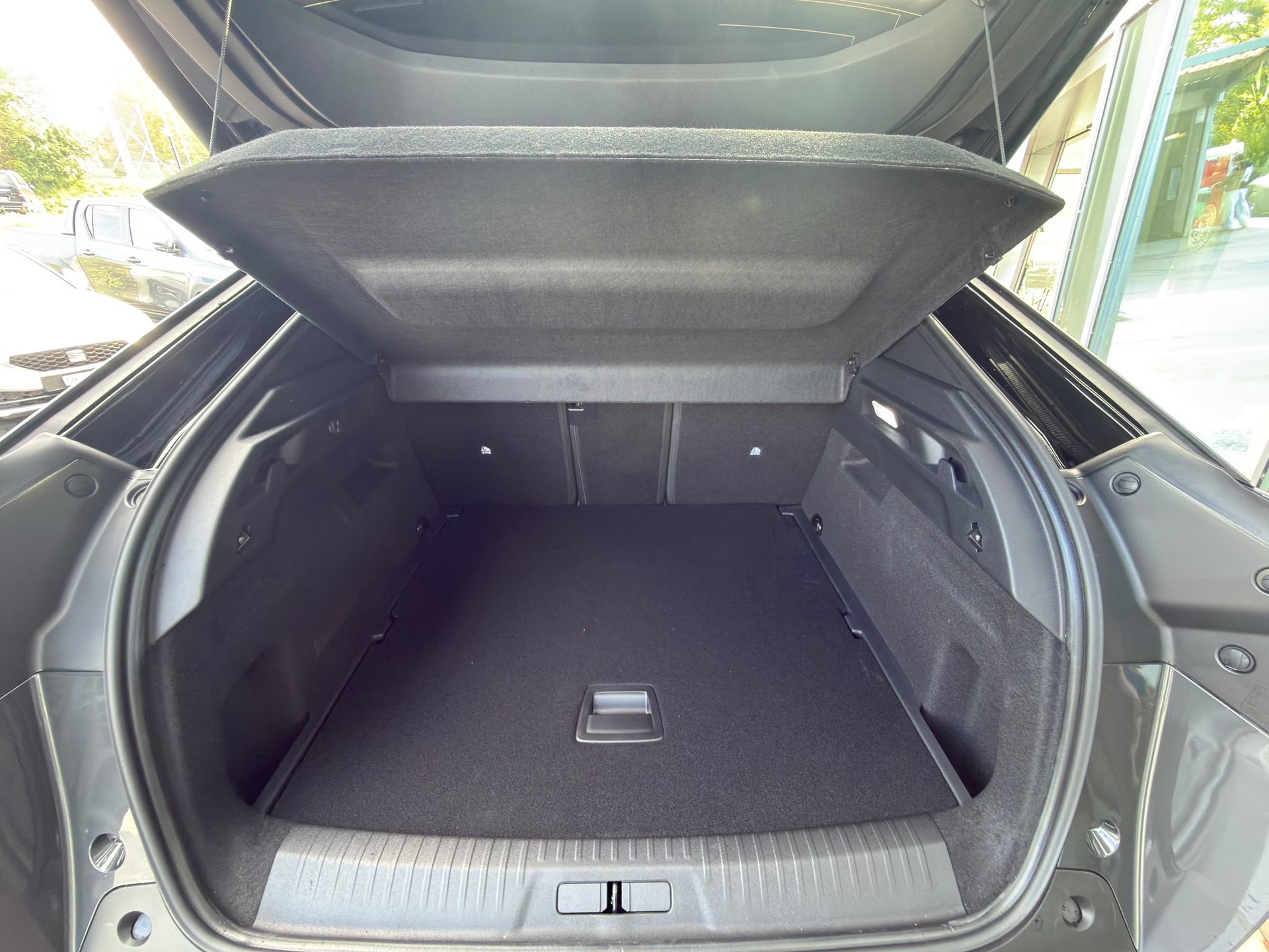 PEUGEOT 3008 PHEV 1.6 225 PS e-DCS7 Plug-in Hybrid GT Exclusive-image-14
