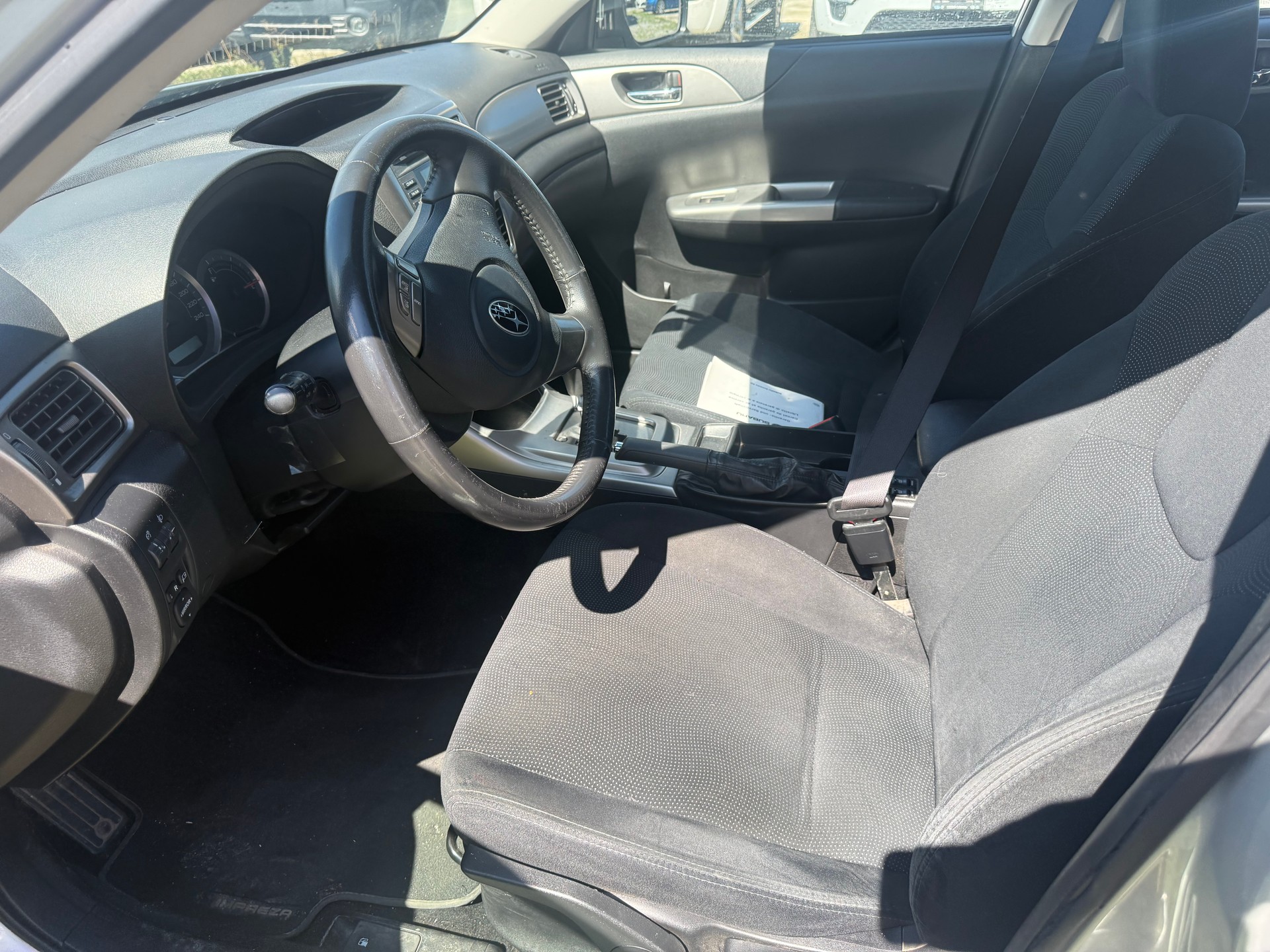 SUBARU Impreza 1.5R Swiss Automatic-image-6