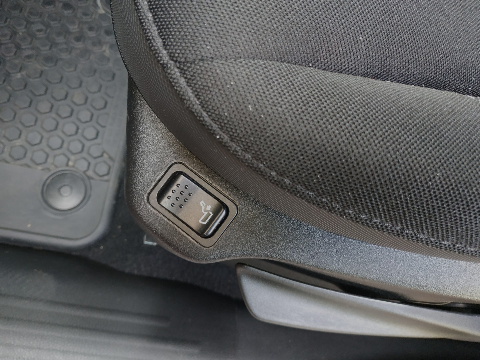 JEEP Renegade 1.3 T PHEV Limited AWD-image-18