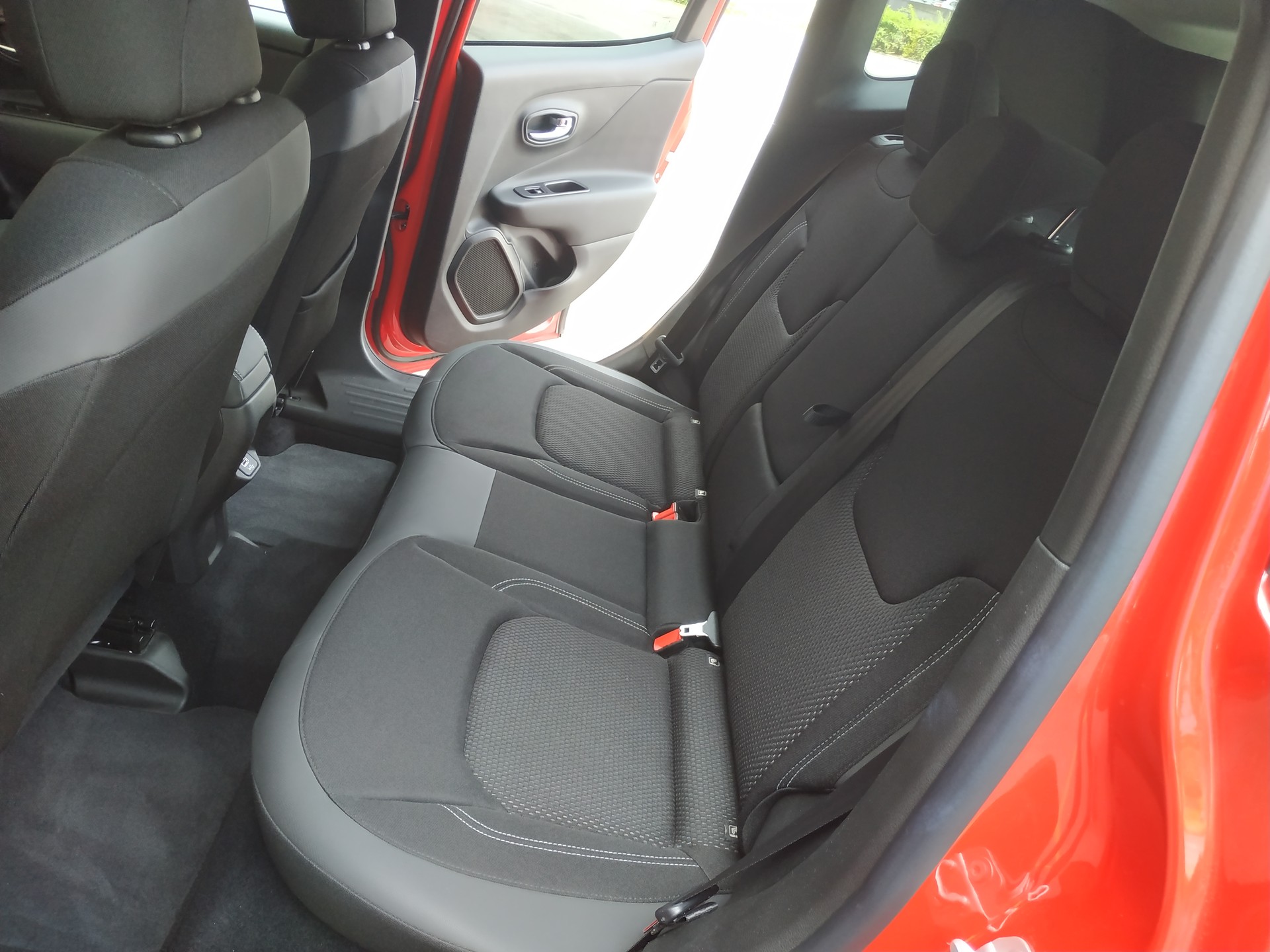 JEEP Renegade 1.3 T PHEV Limited AWD-image-20