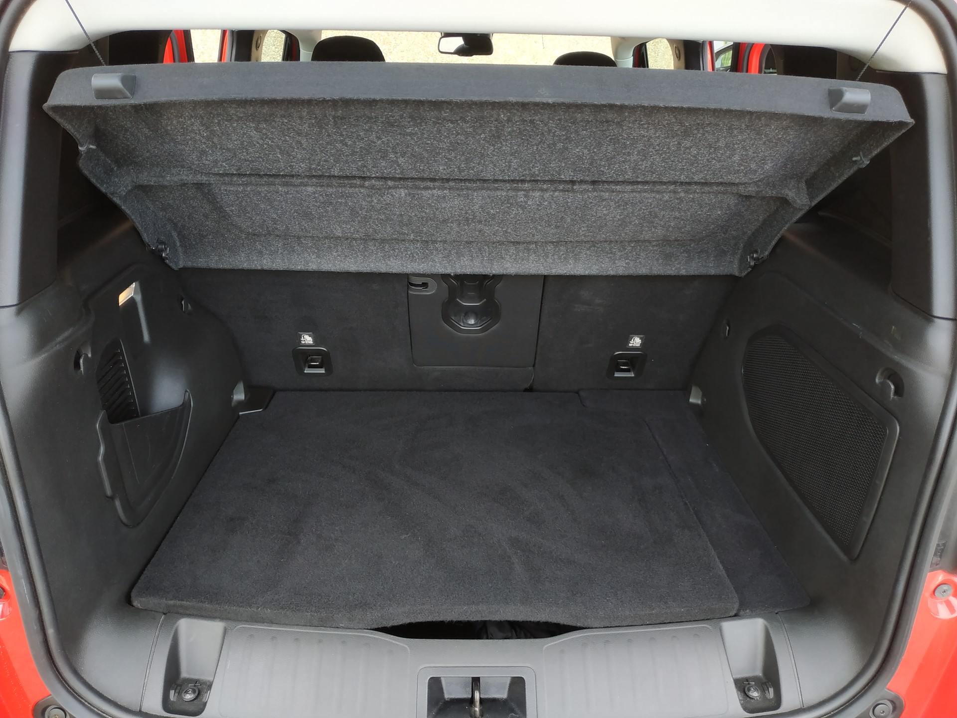 JEEP Renegade 1.3 T PHEV Limited AWD-image-21