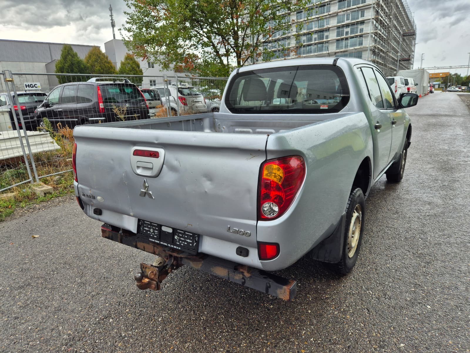 MITSUBISHI L 200 2.5 DID Invite Double Cab-image-4