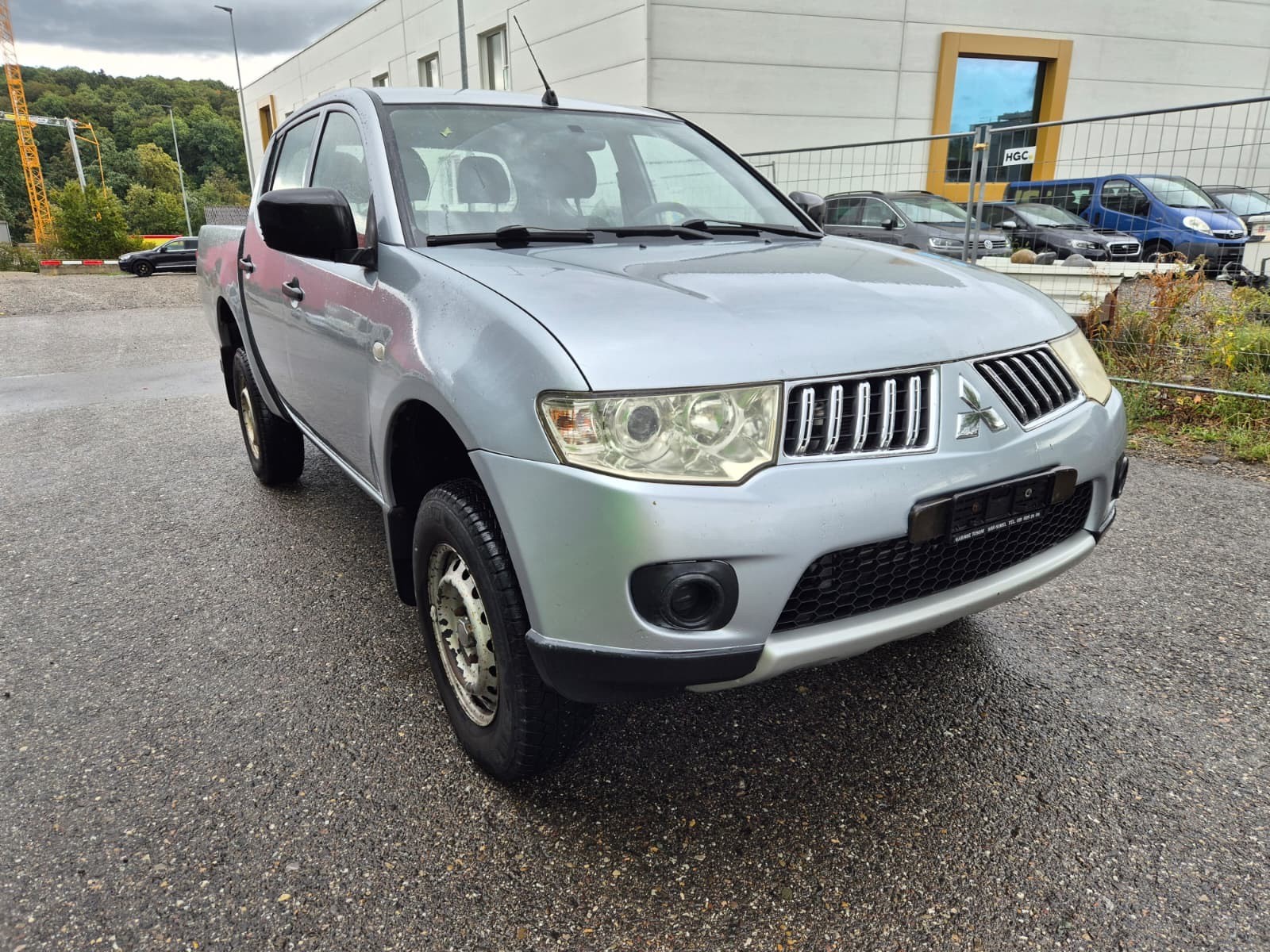 MITSUBISHI L 200 2.5 DID Invite Double Cab-image-1