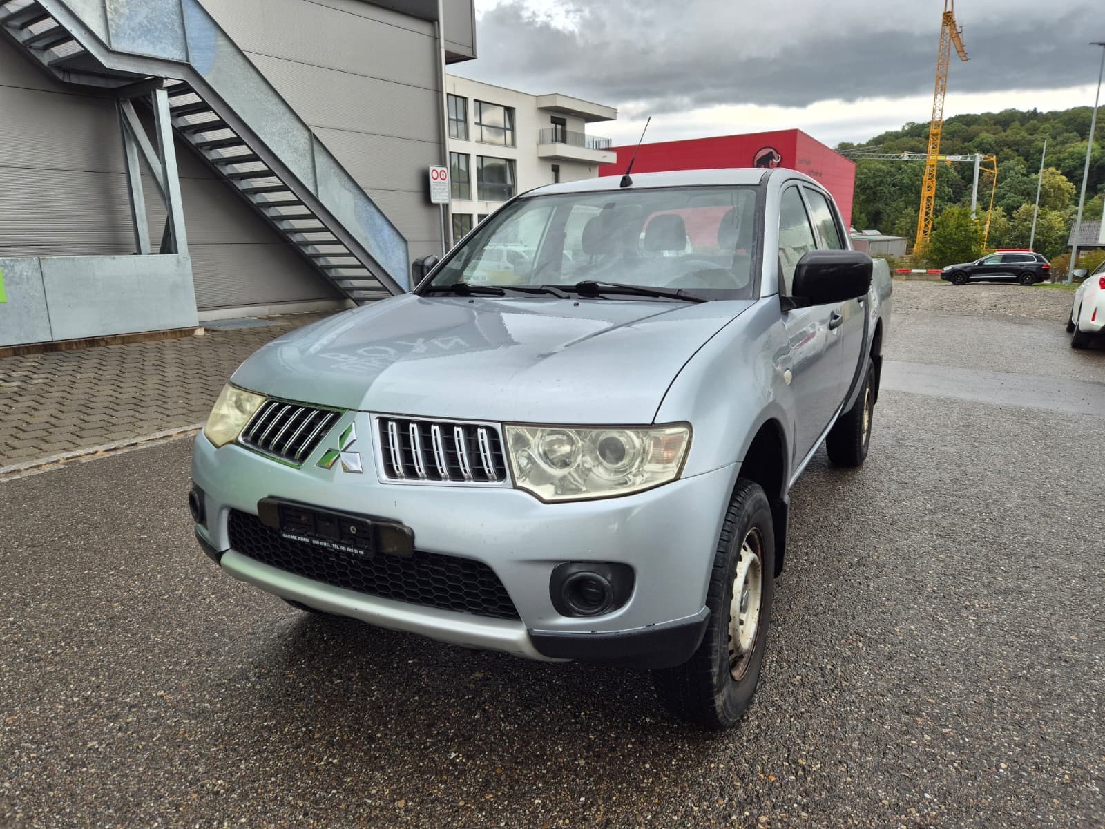 MITSUBISHI L 200 2.5 DID Invite Double Cab-image-0