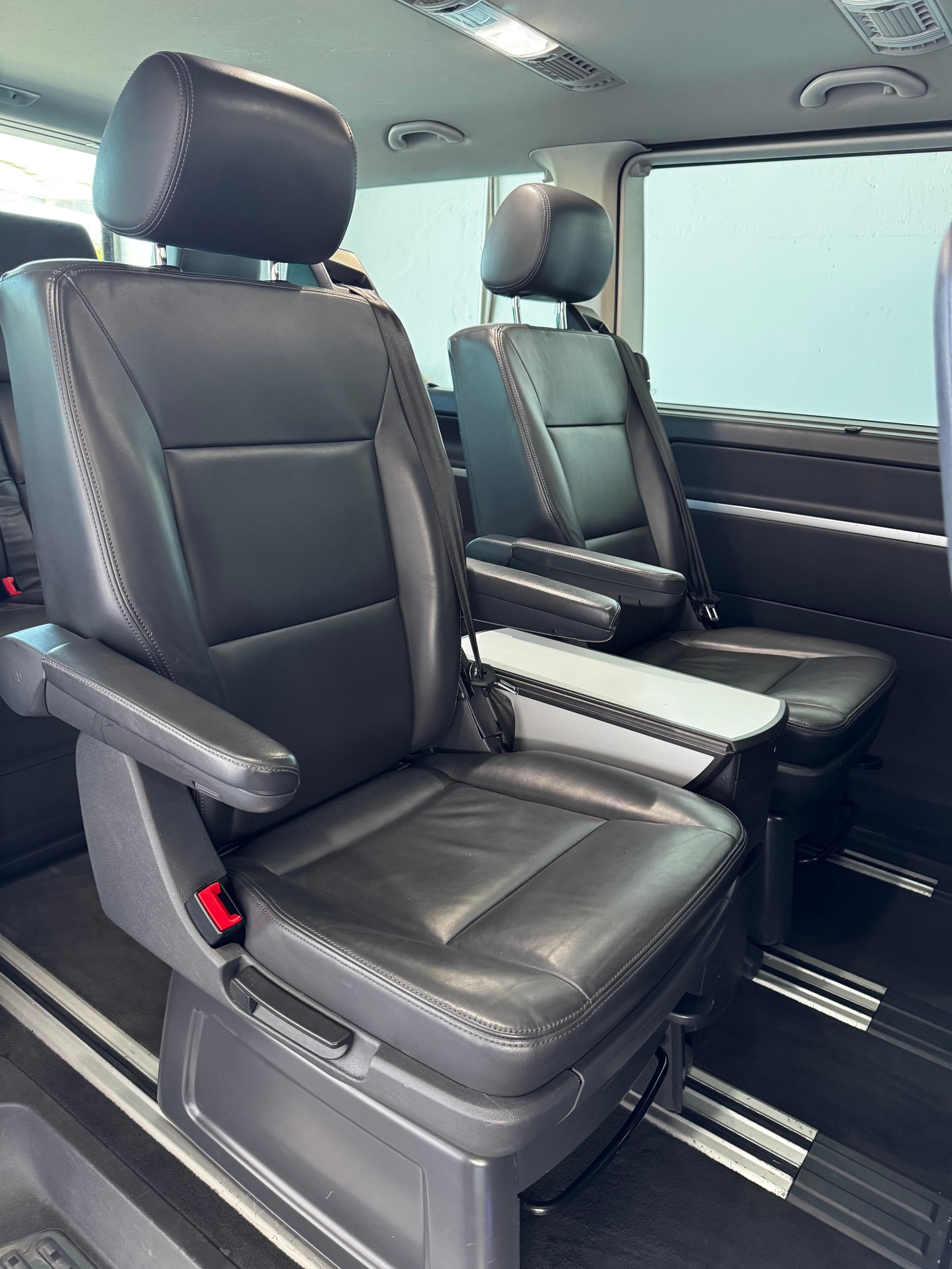 VW T5 Multivan 2.0 Bi-TDI CR Highline DSG-image-23