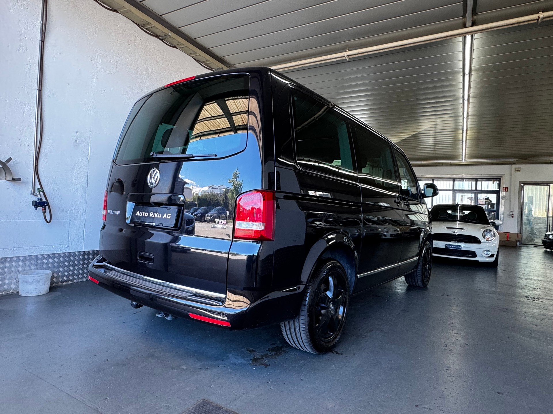 VW T5 Multivan 2.0 Bi-TDI CR Highline DSG-image-9