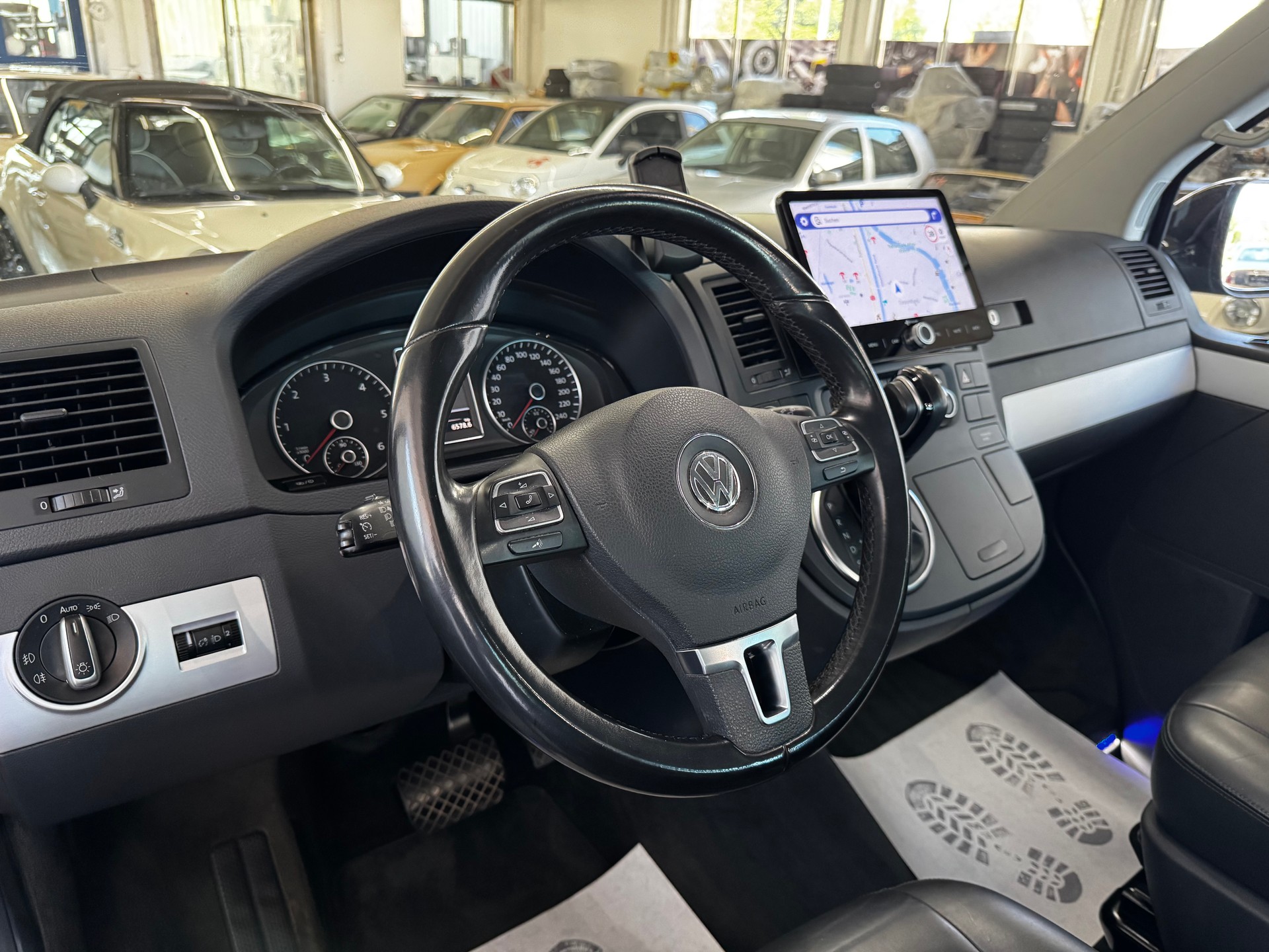VW T5 Multivan 2.0 Bi-TDI CR Highline DSG-image-11