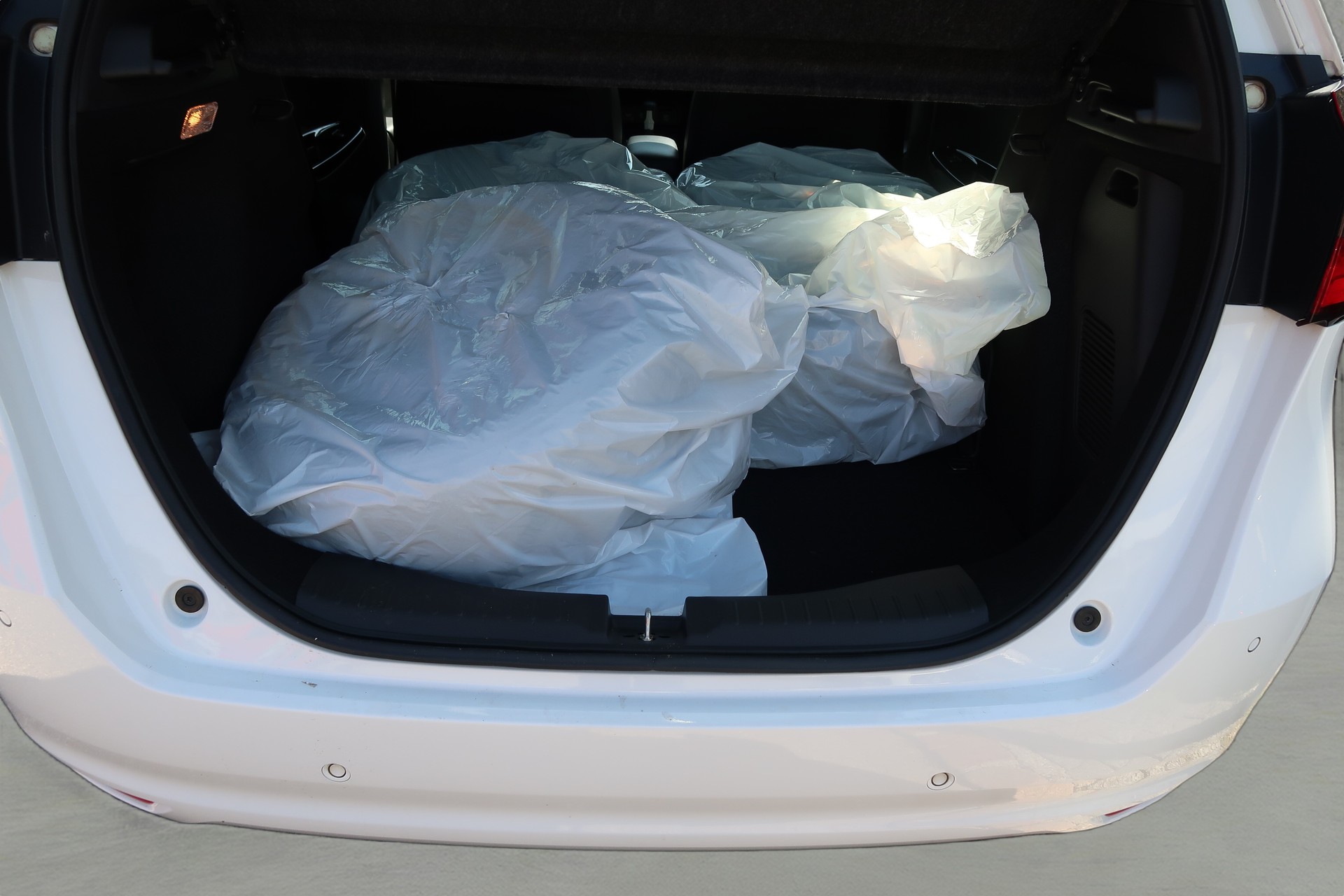 HONDA Jazz 1.5i-MMD Elegance E-CVT-image-16