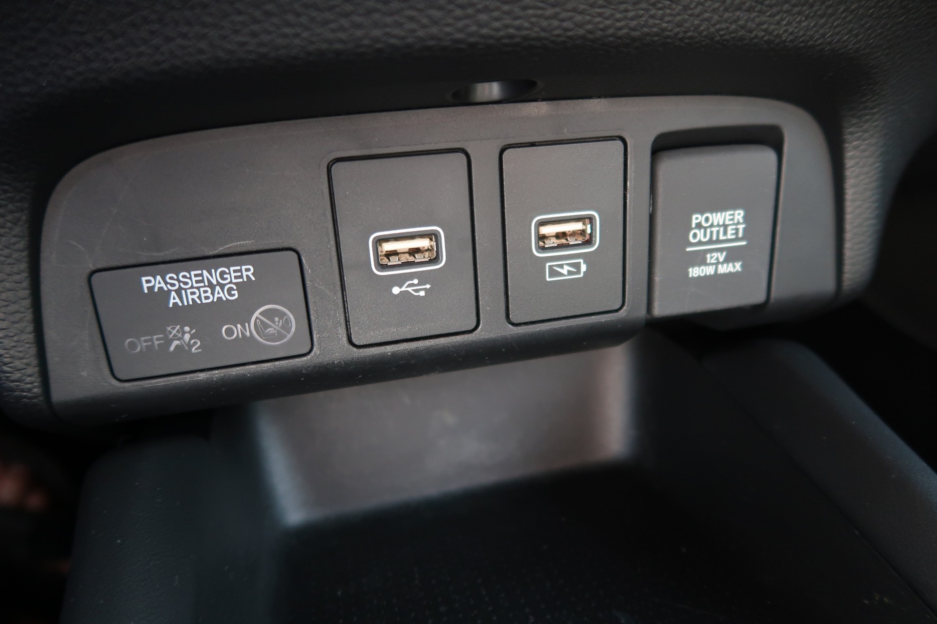 HONDA Jazz 1.5i-MMD Elegance E-CVT-image-15