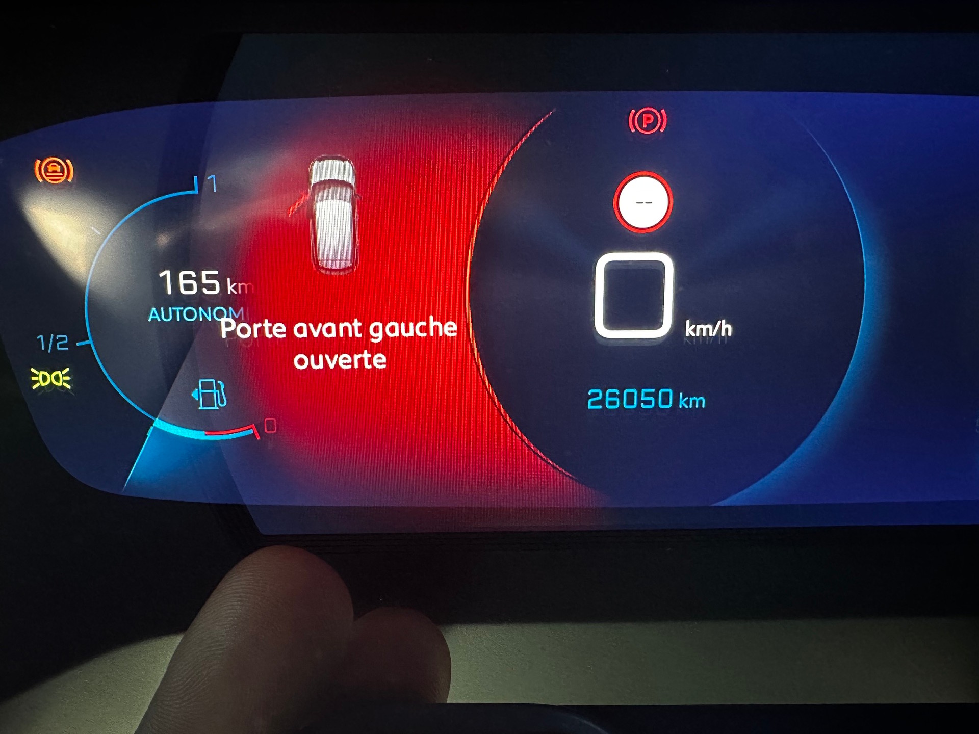PEUGEOT 208 1.2 PureTech GT Line EAT8-image-9