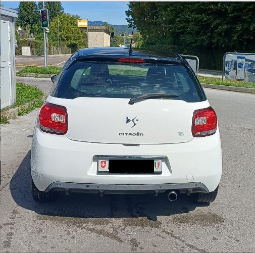 DS AUTOMOBILES 1.2 VTi Chic-image-3