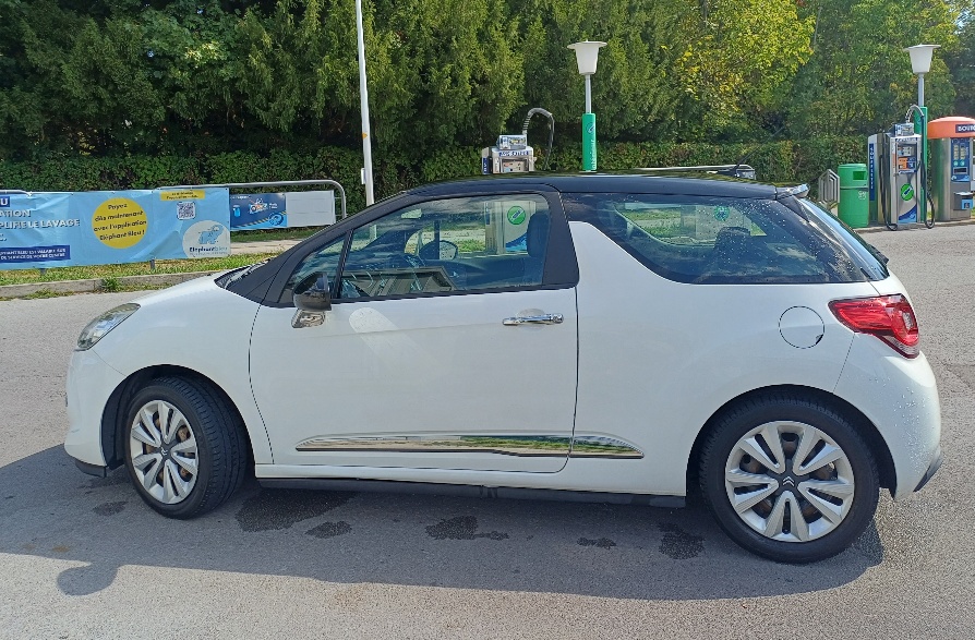 DS AUTOMOBILES 1.2 VTi Chic-image-1