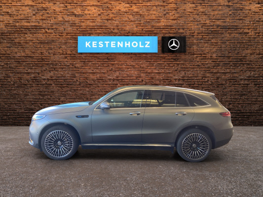 MERCEDES-BENZ EQC 400 AMG Line 4Matic-image-3