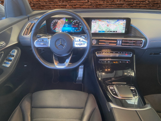 MERCEDES-BENZ EQC 400 AMG Line 4Matic-image-10