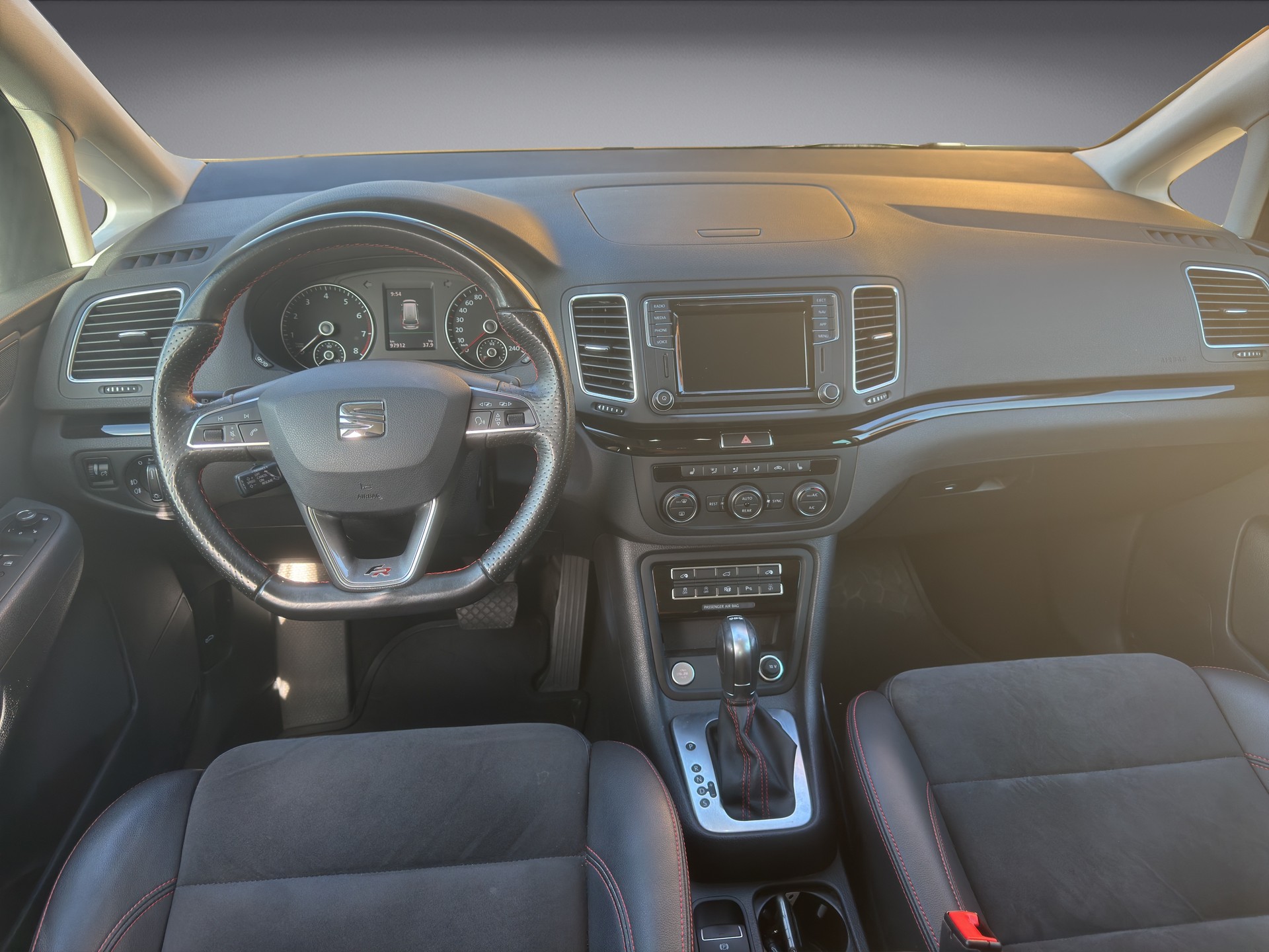 SEAT Alhambra 1.4 TSI Hola FR S/S 7P-image-9