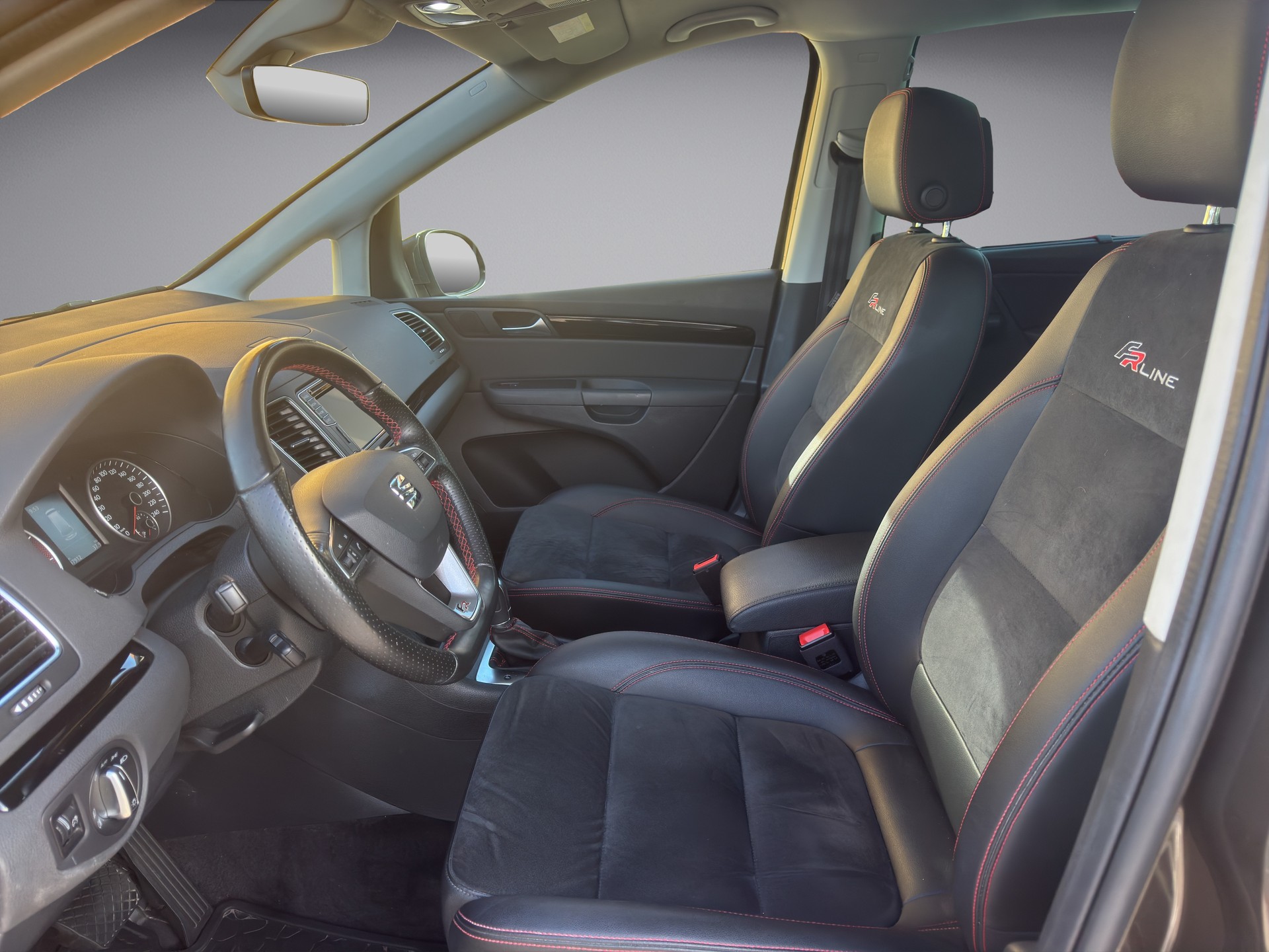 SEAT Alhambra 1.4 TSI Hola FR S/S 7P-image-8