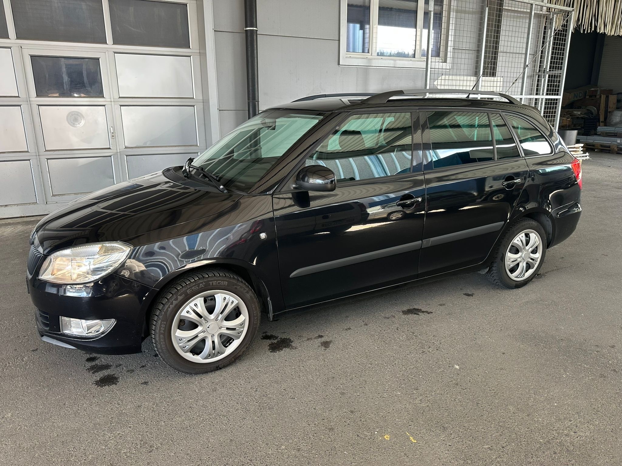 Car photo