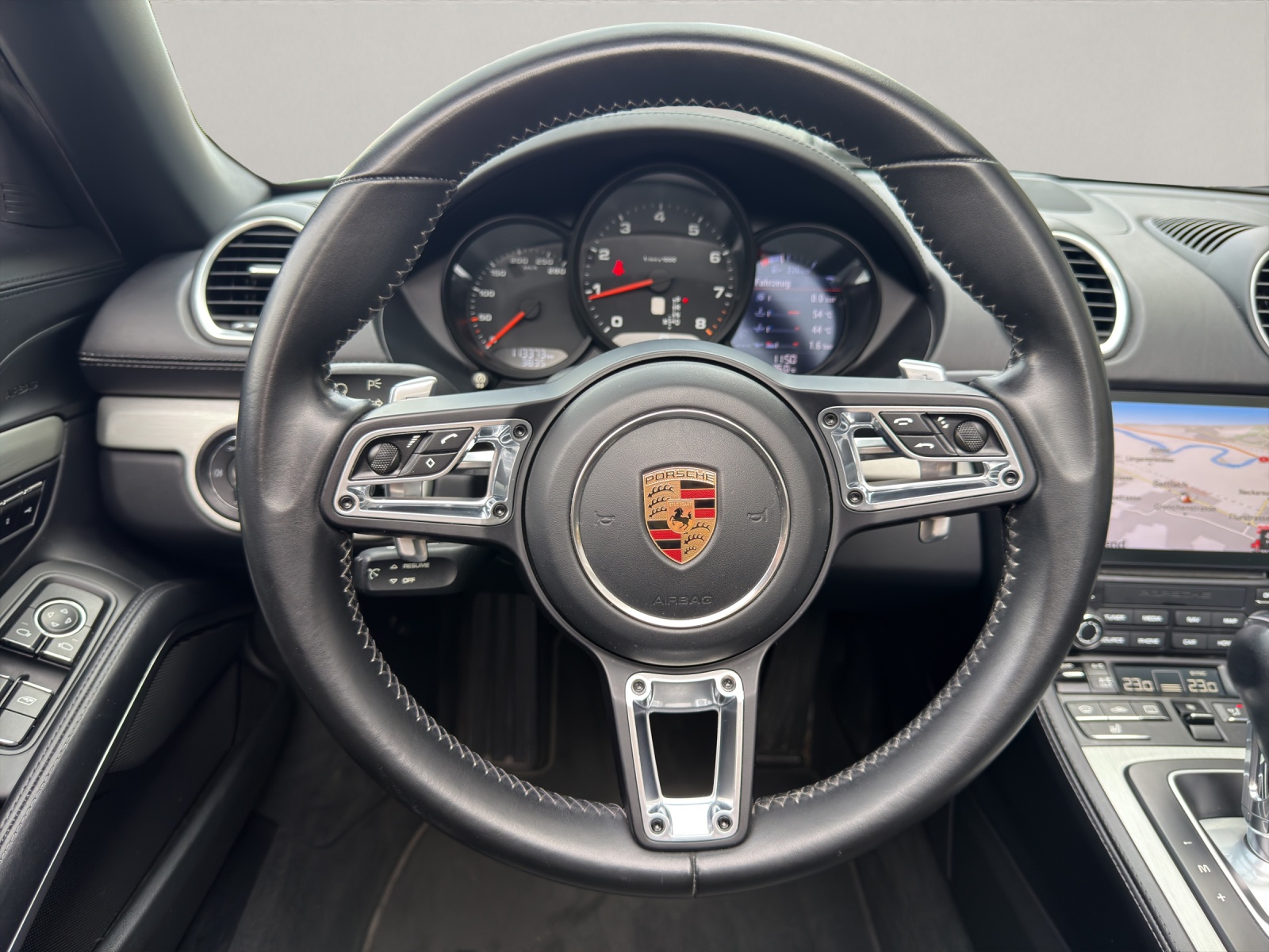 PORSCHE Boxster 718 2.0 PDK-image-10