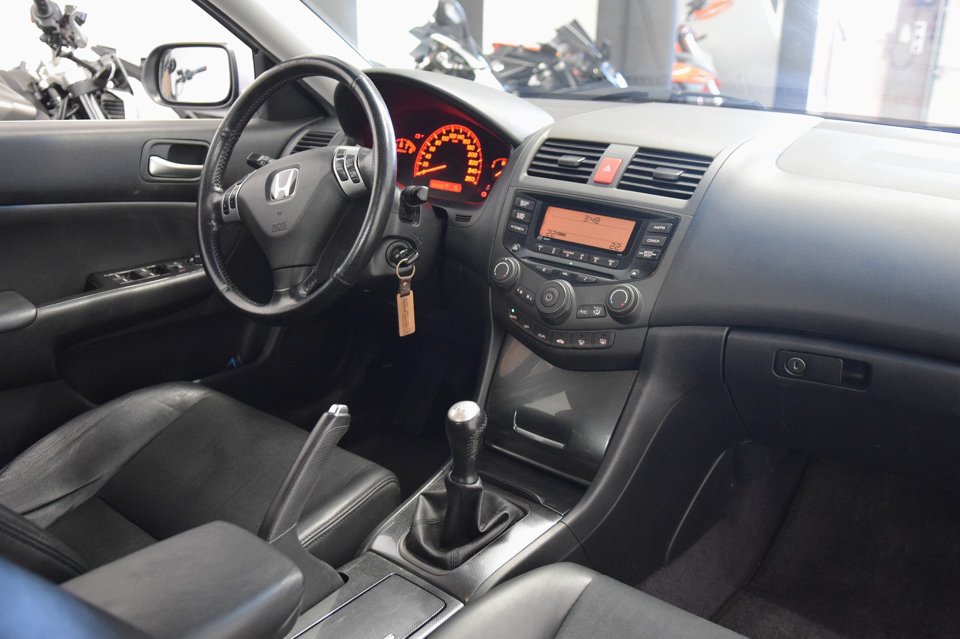 HONDA Accord 2.0i-image-10