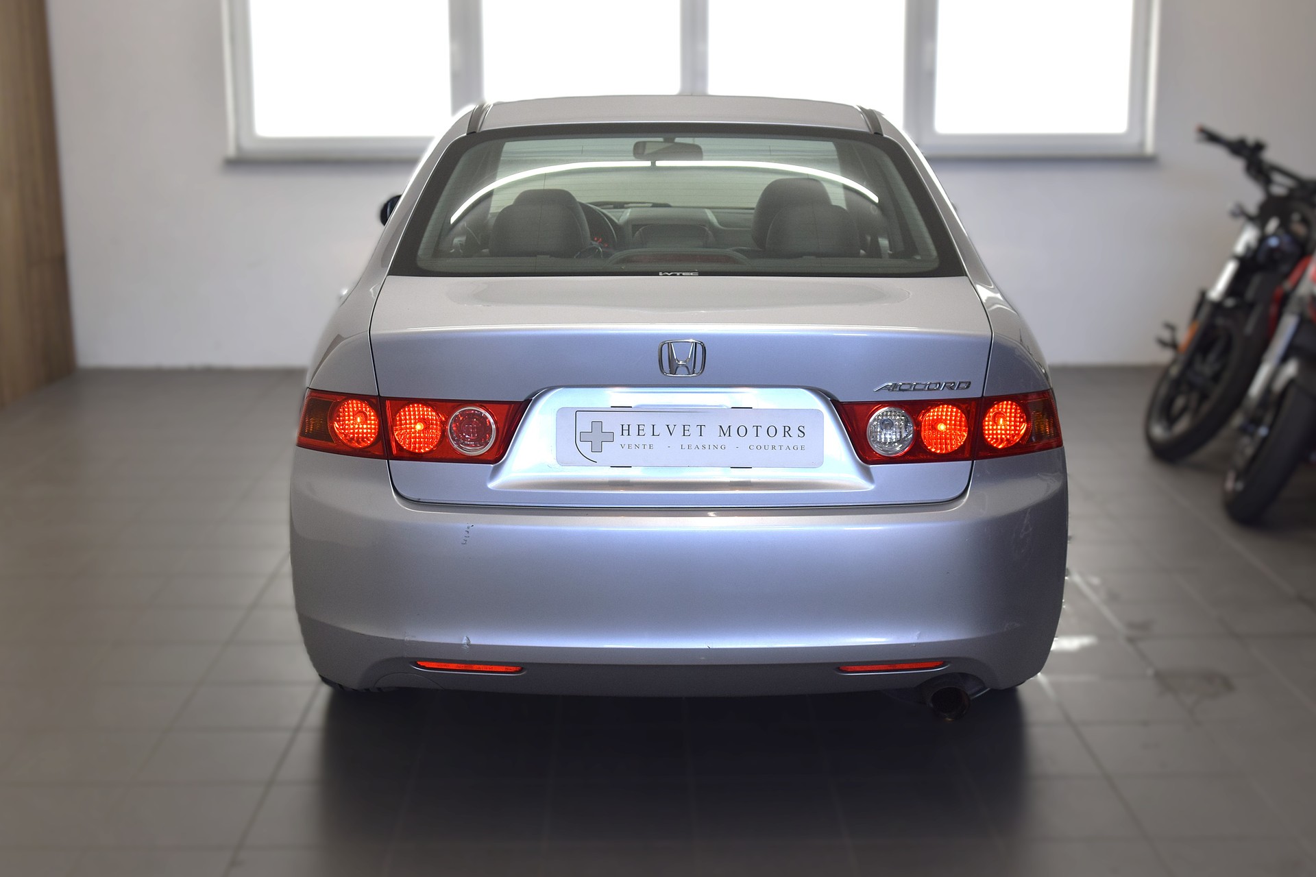 HONDA Accord 2.0i-image-4