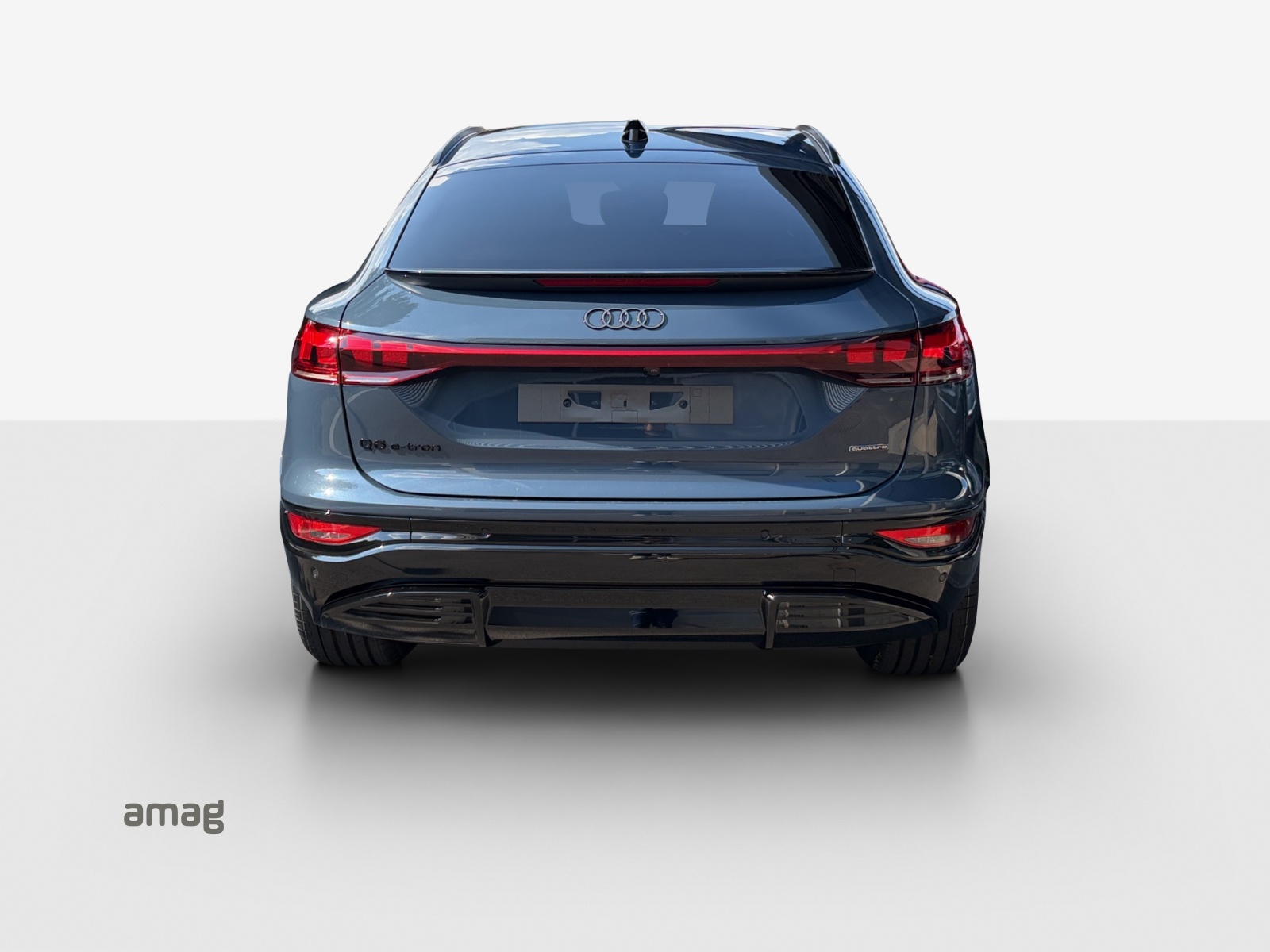 AUDI Q6 Sportback e-tron quattro-image-3